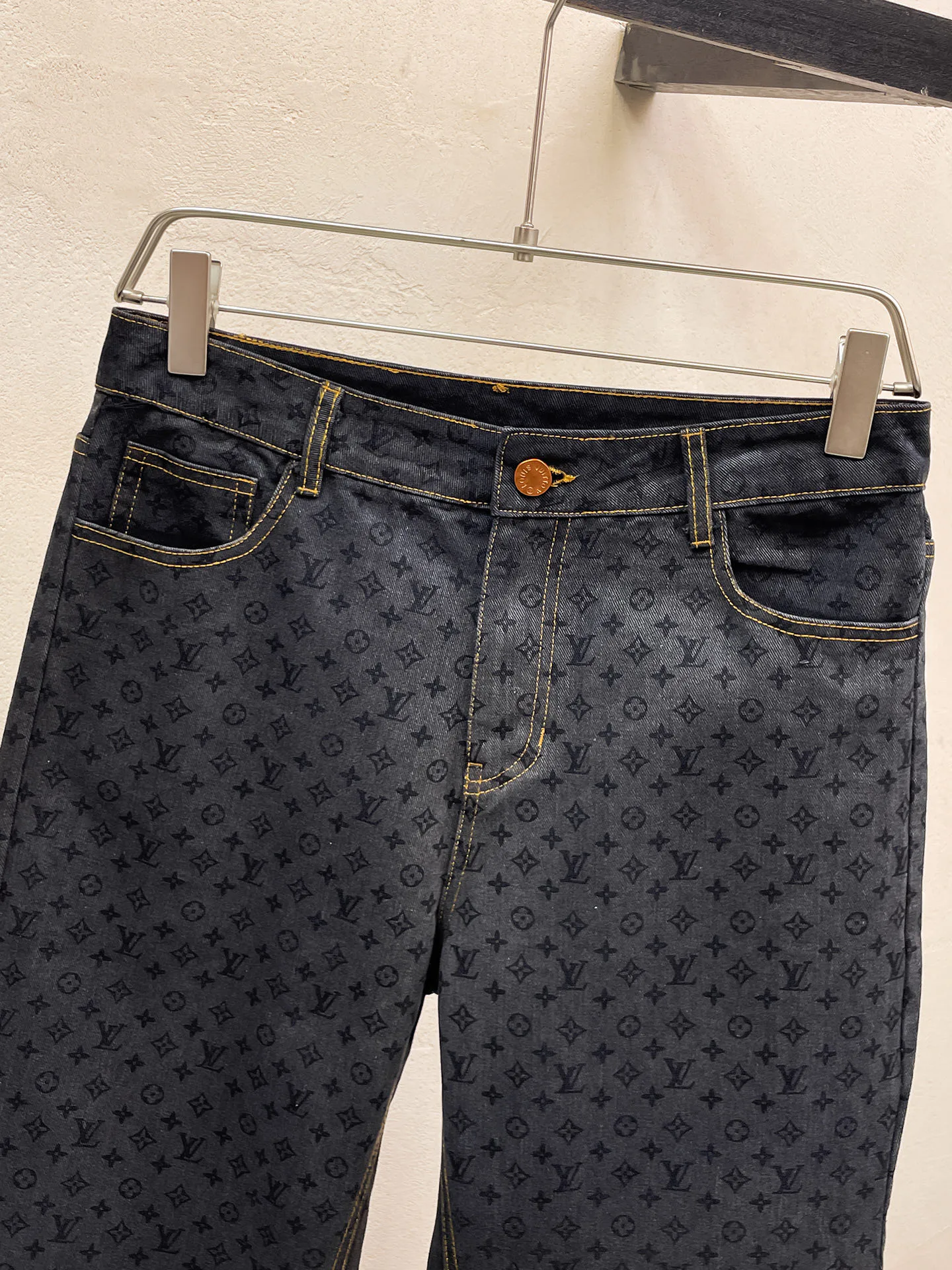 Джинсы Мужские Louis Vuitton 18345653