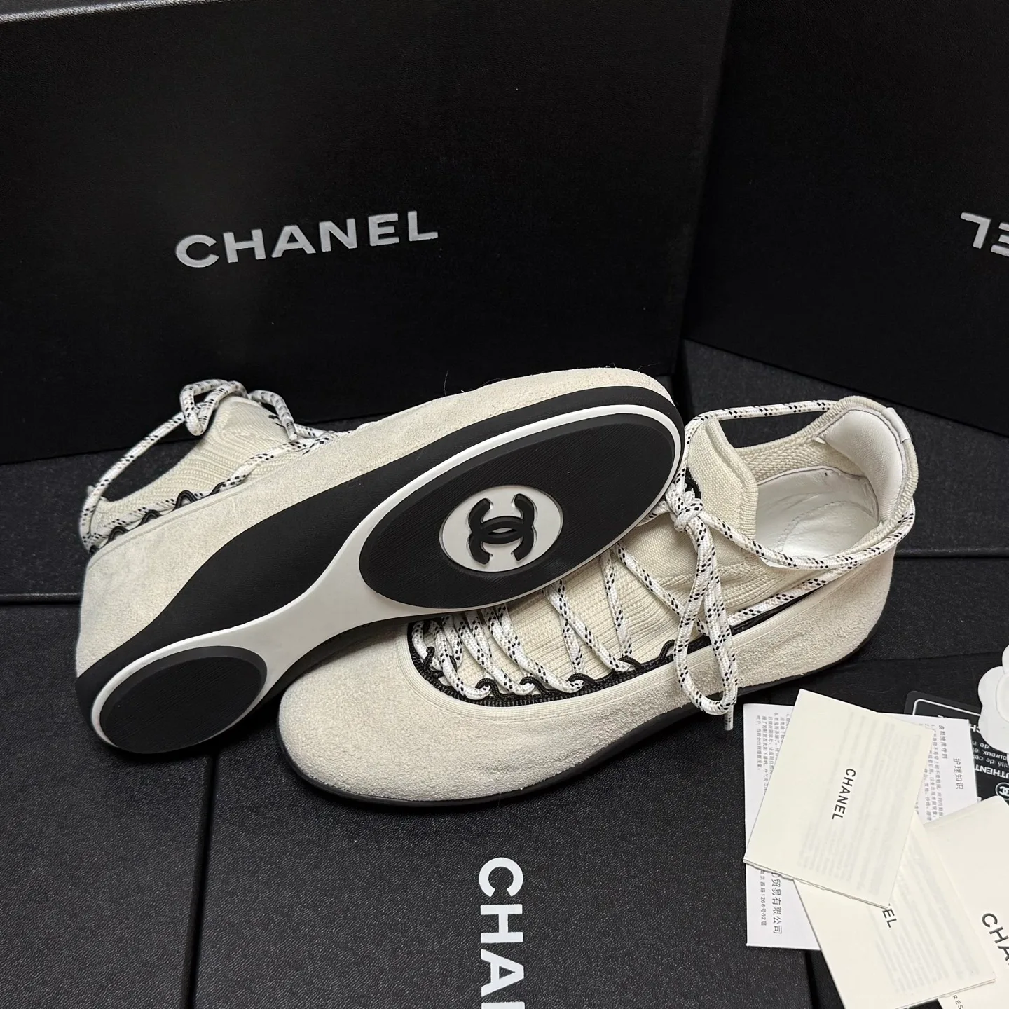 Кроссовки Женские Chanel 18083058