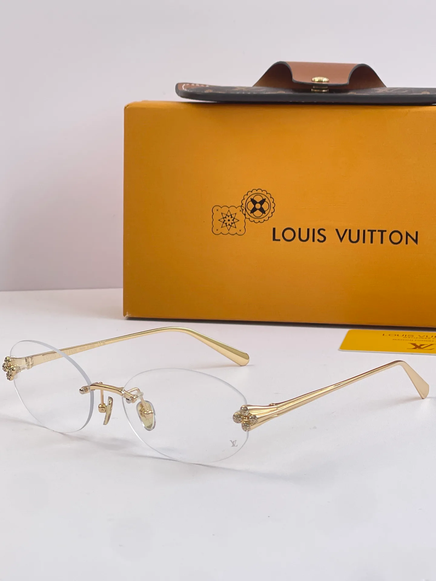 Очки Louis Vuitton 18226193