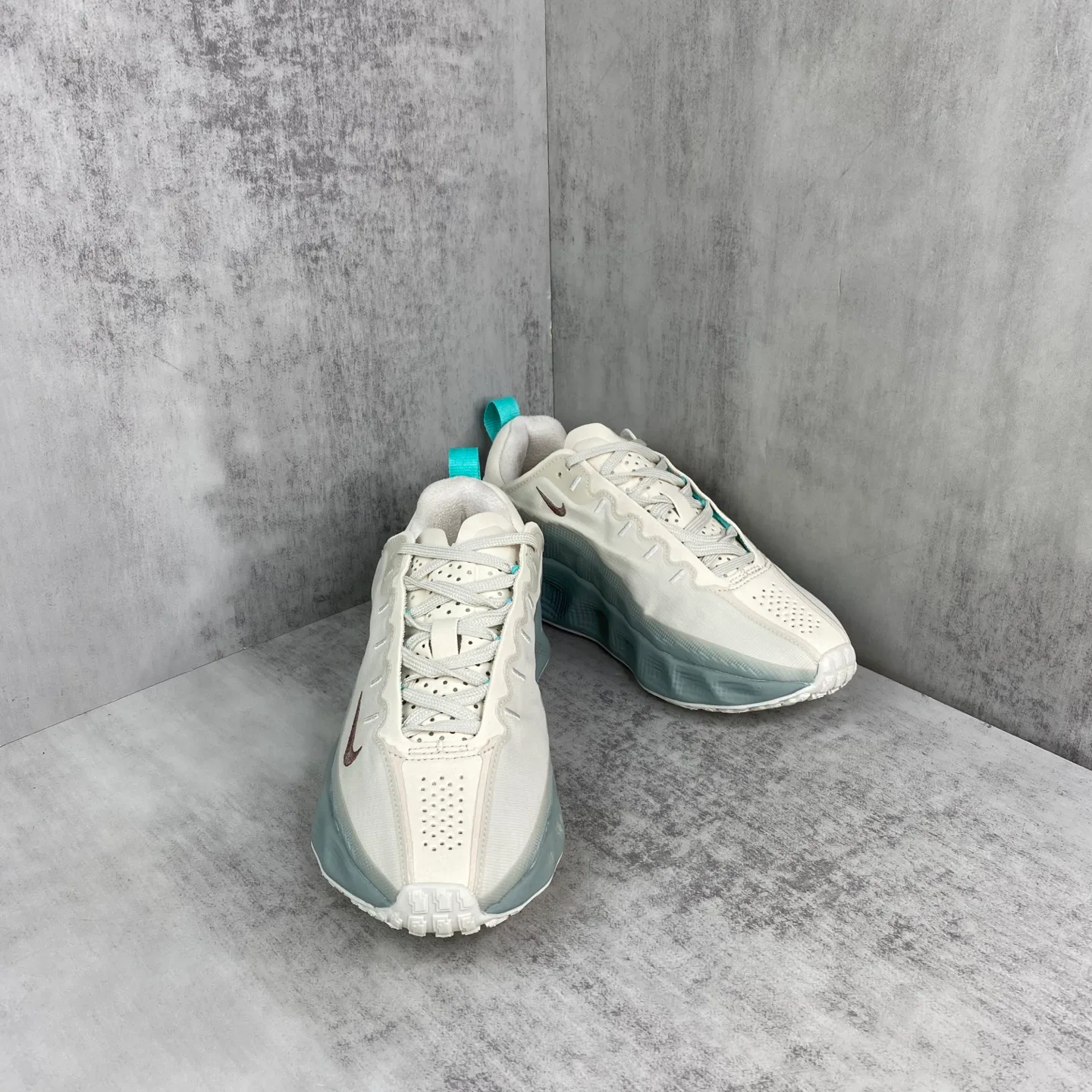 Кроссовки Женские Nike 599459