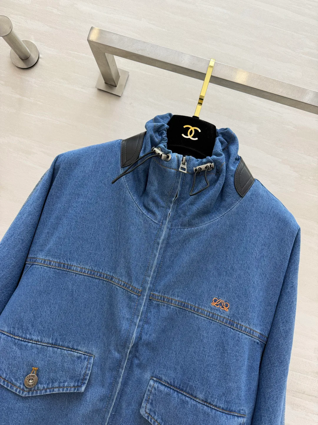 Куртки И Пуховики Женские Loewe 18276907