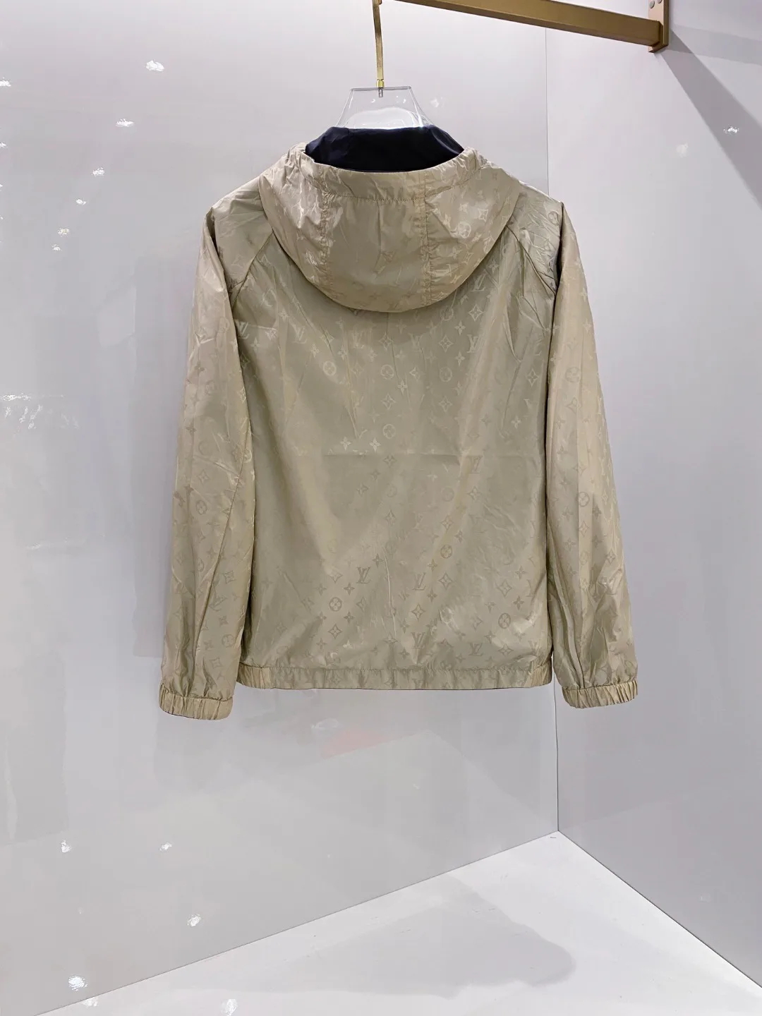 Куртки И Пуховики Мужские Louis Vuitton 5771828
