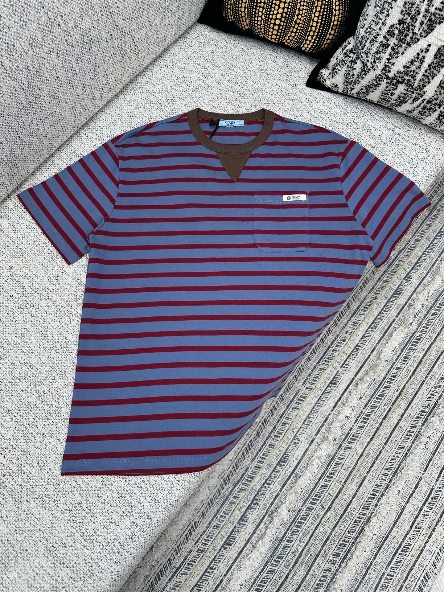 Футболки Женские Prada 12916652