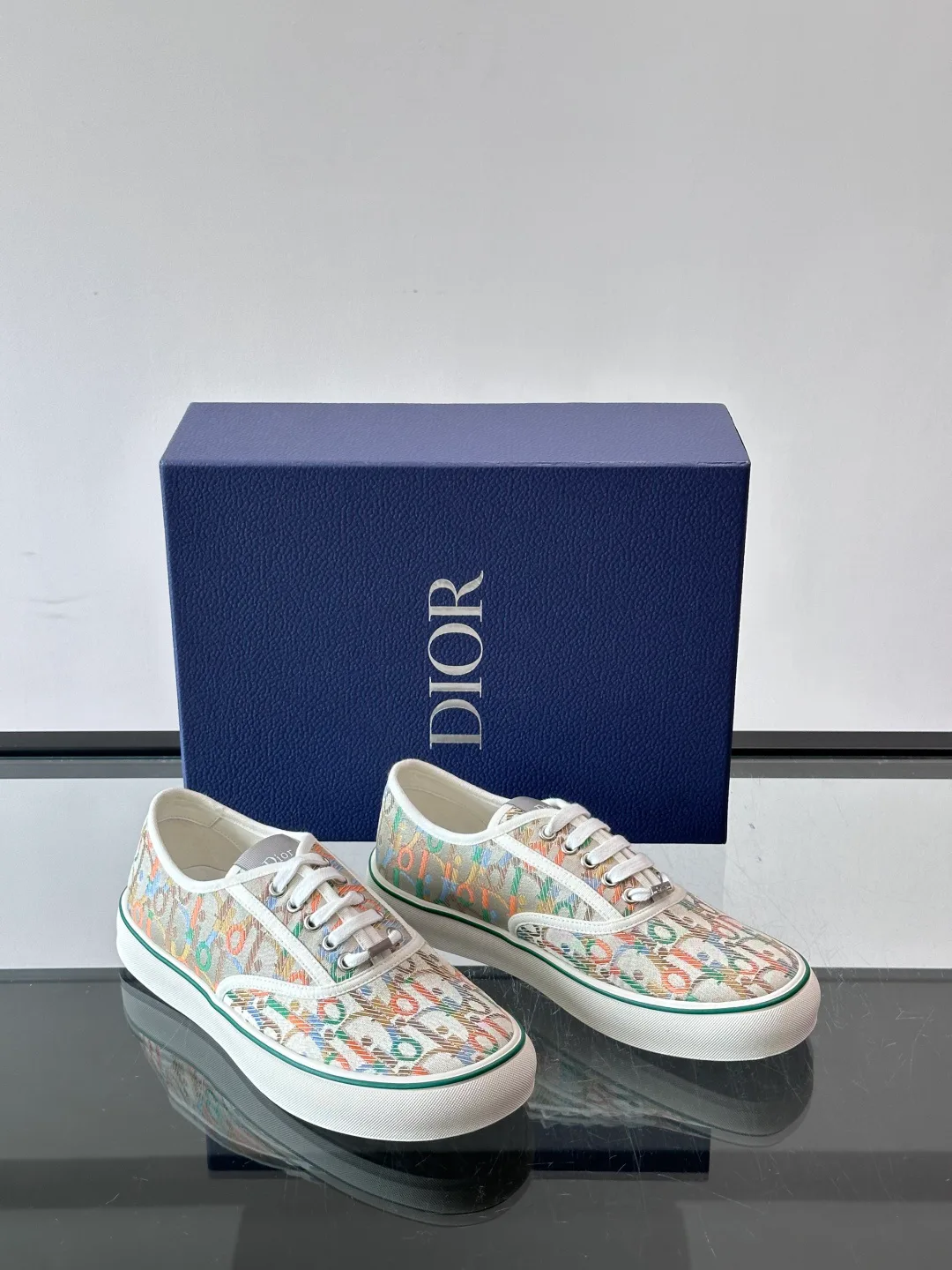 Кроссовки Женские Christian Dior 17646225