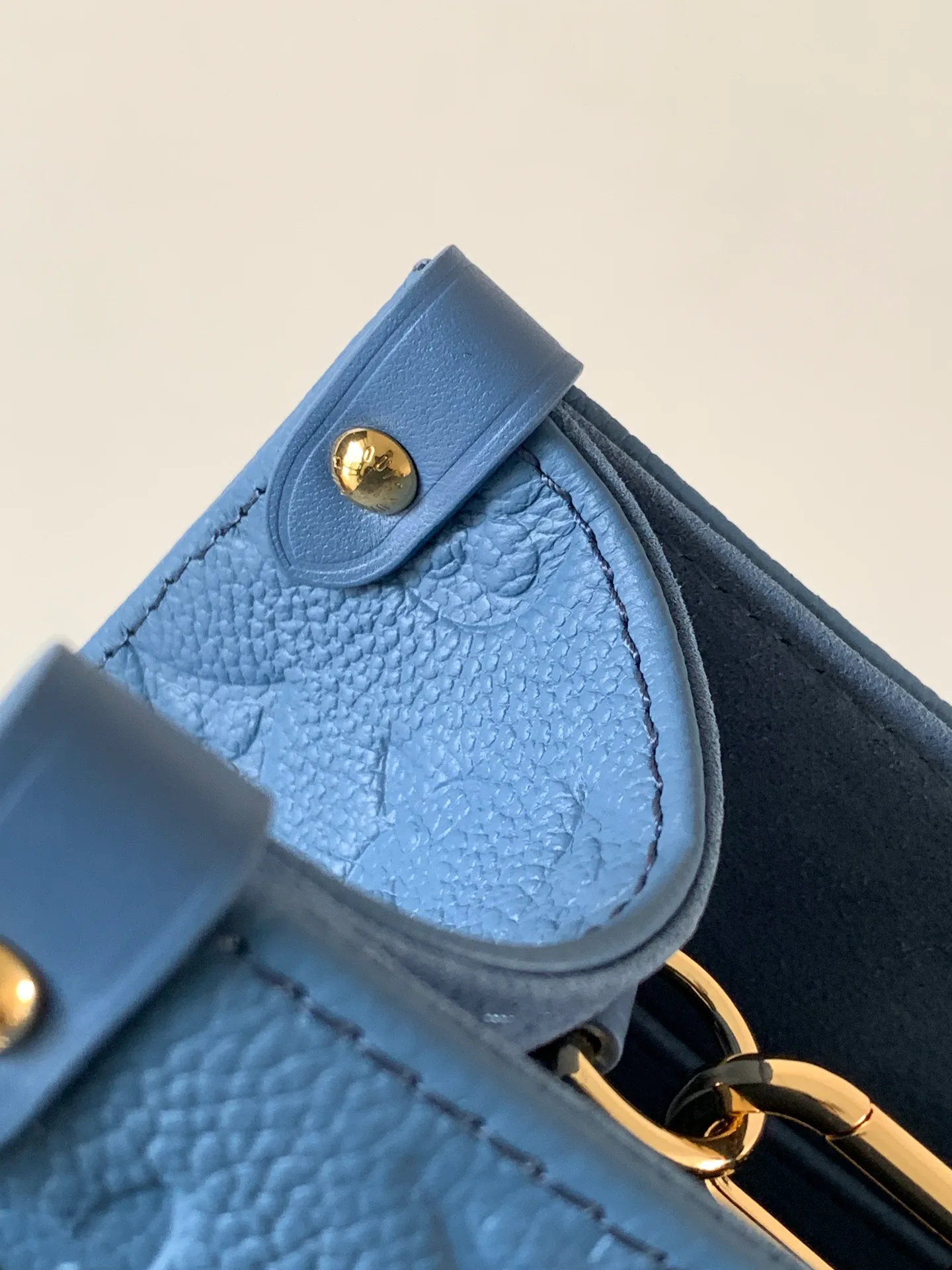 Классические Сумки Женские Louis Vuitton 11872295