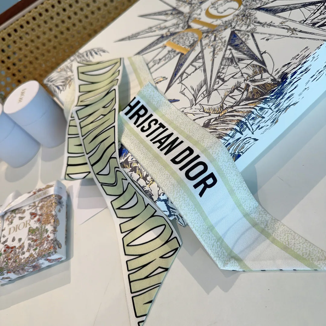 Платки Christian Dior 12918484