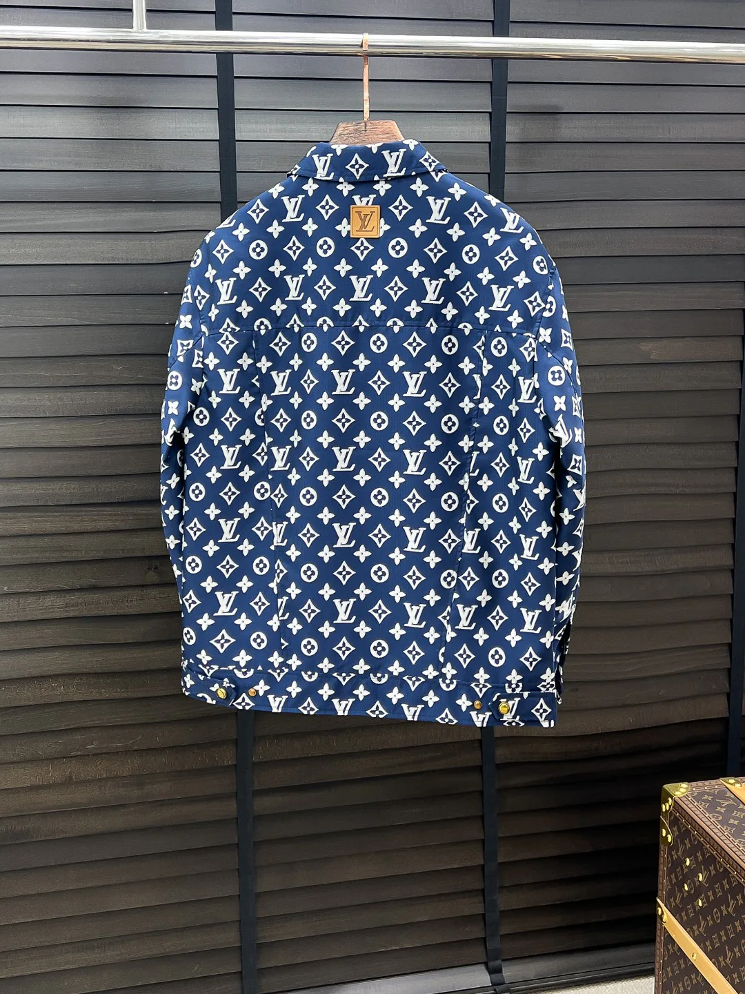 Куртки И Пуховики Мужские Louis Vuitton 17924227
