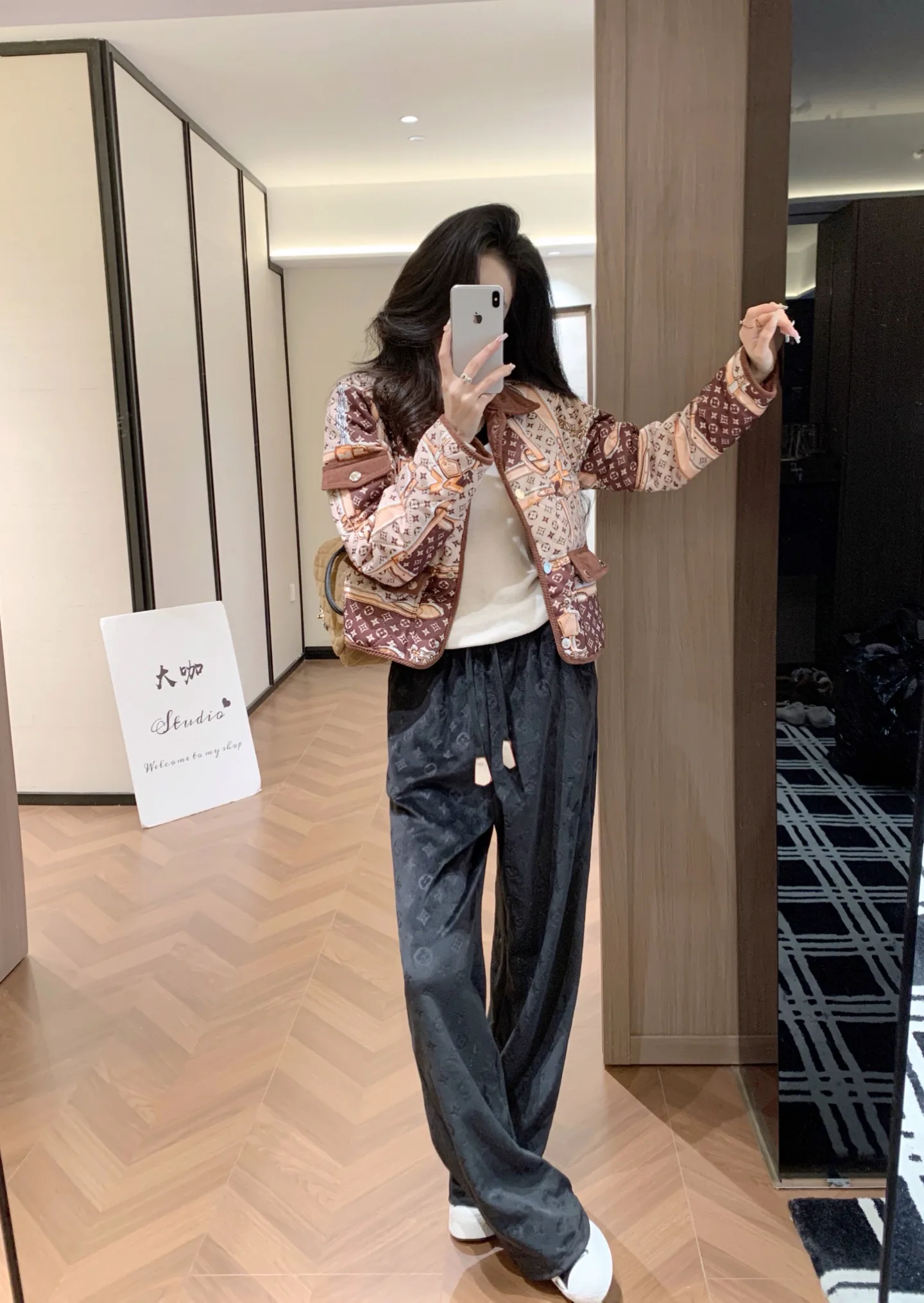 Куртки И Пуховики Женские Louis Vuitton 649949