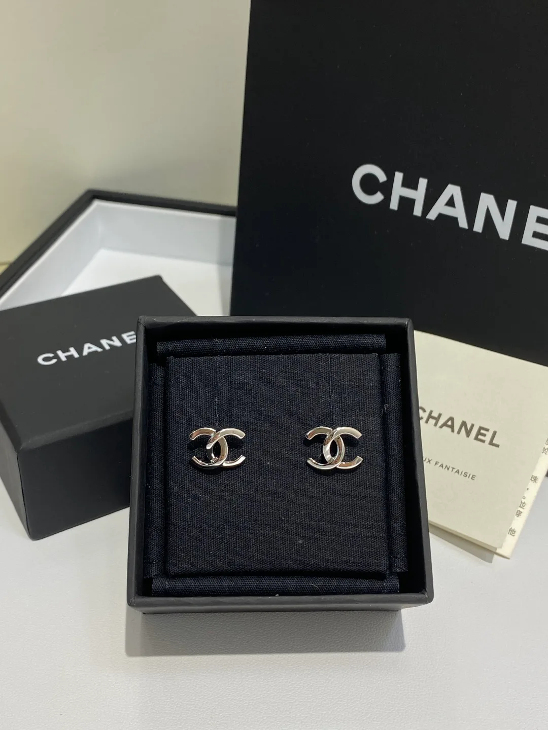 Бижутерия Chanel 18186306