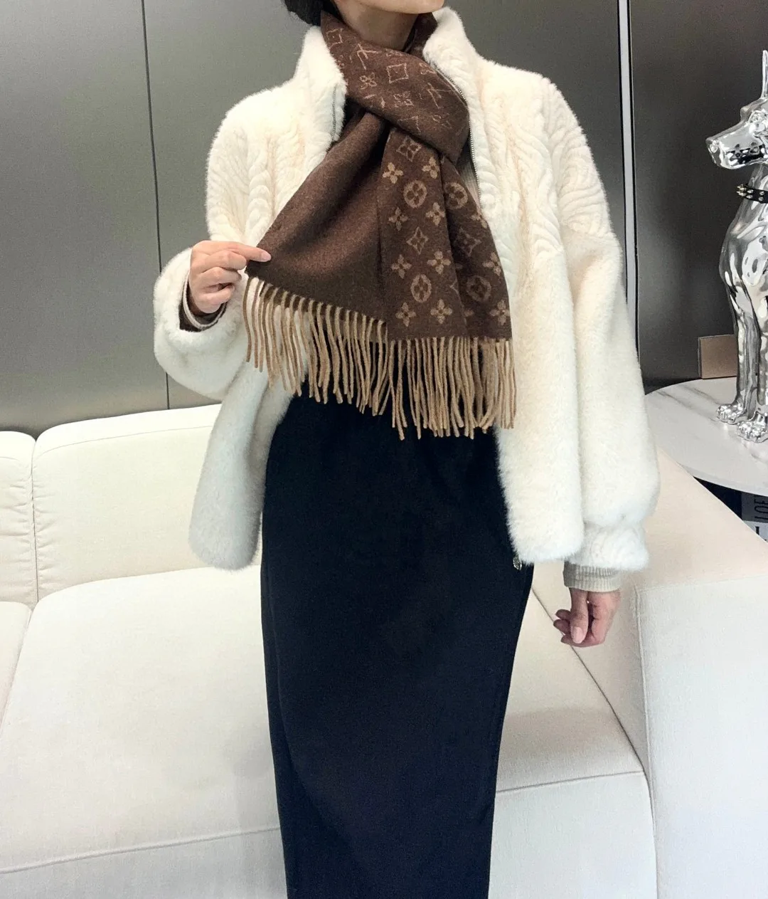 Шарфы Louis Vuitton 18476637