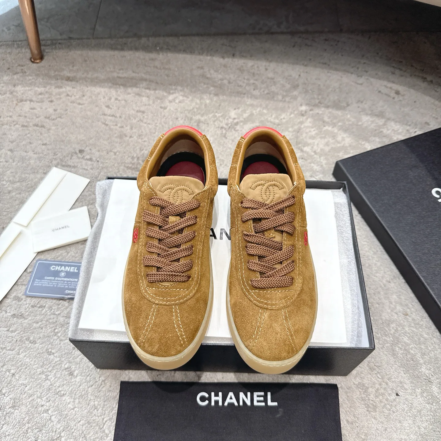 Кроссовки Женские Chanel 13332628