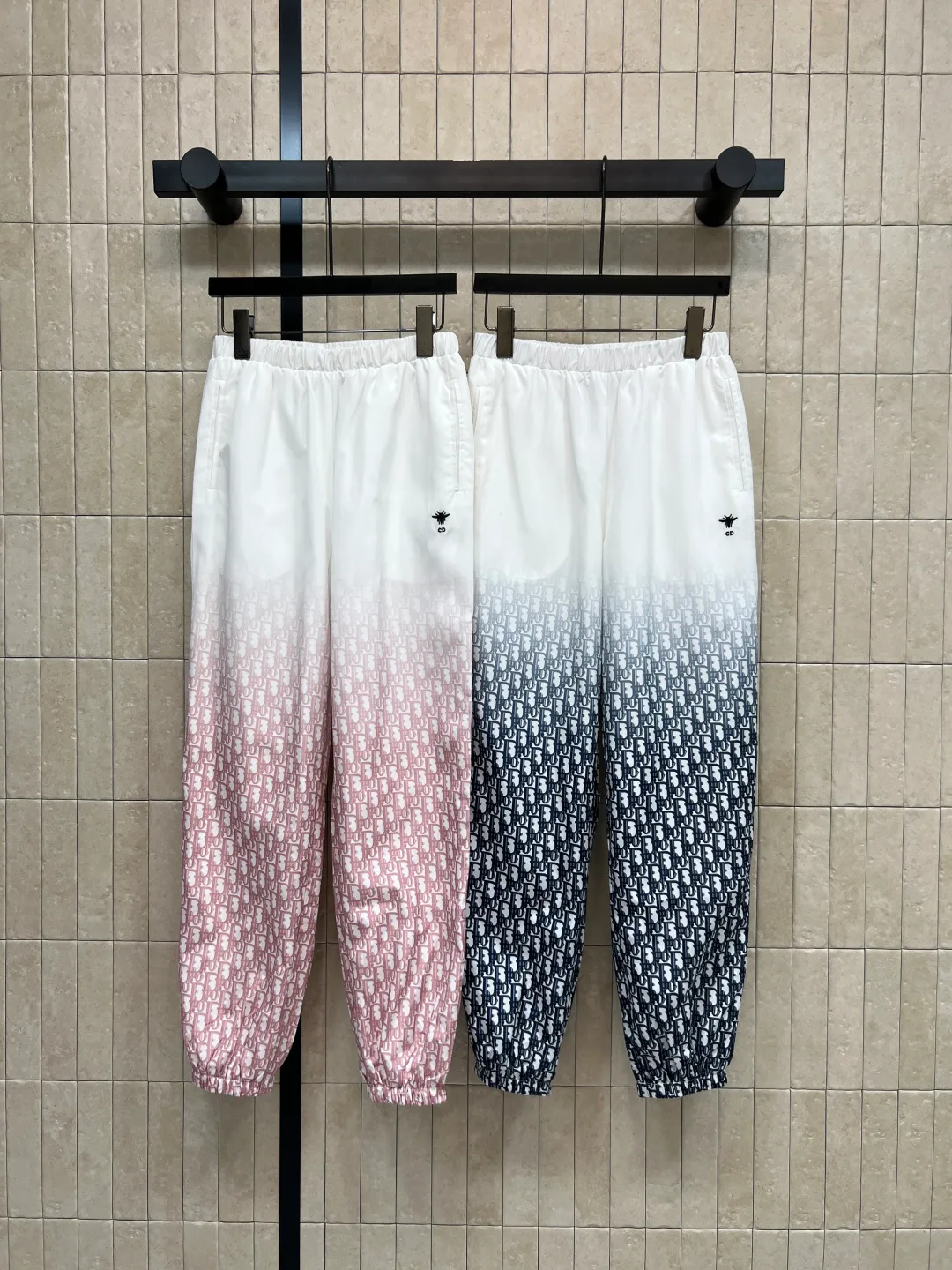 Шорты Женские Christian Dior 11697975