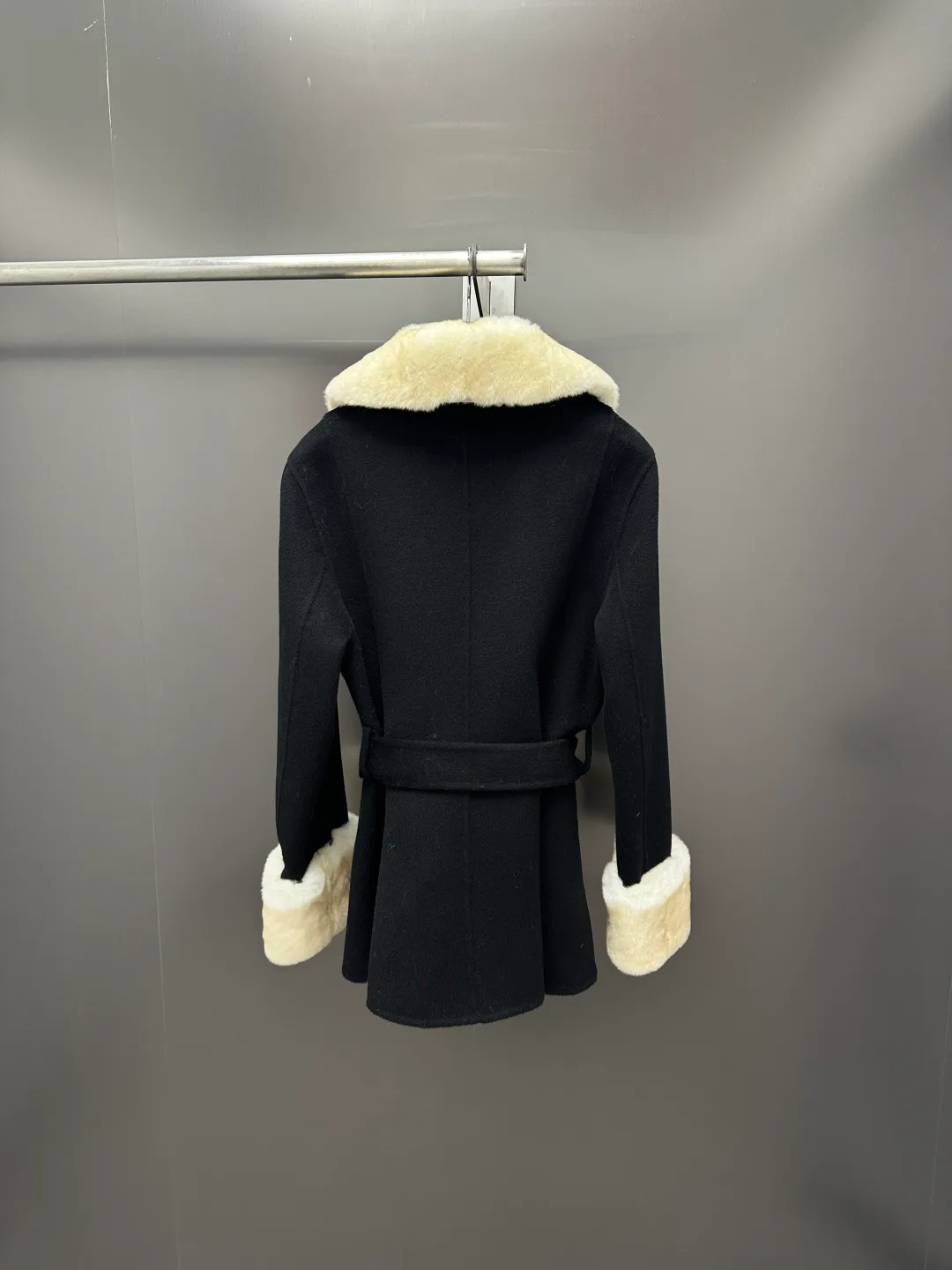 Пальто Женские Max Mara 18761639