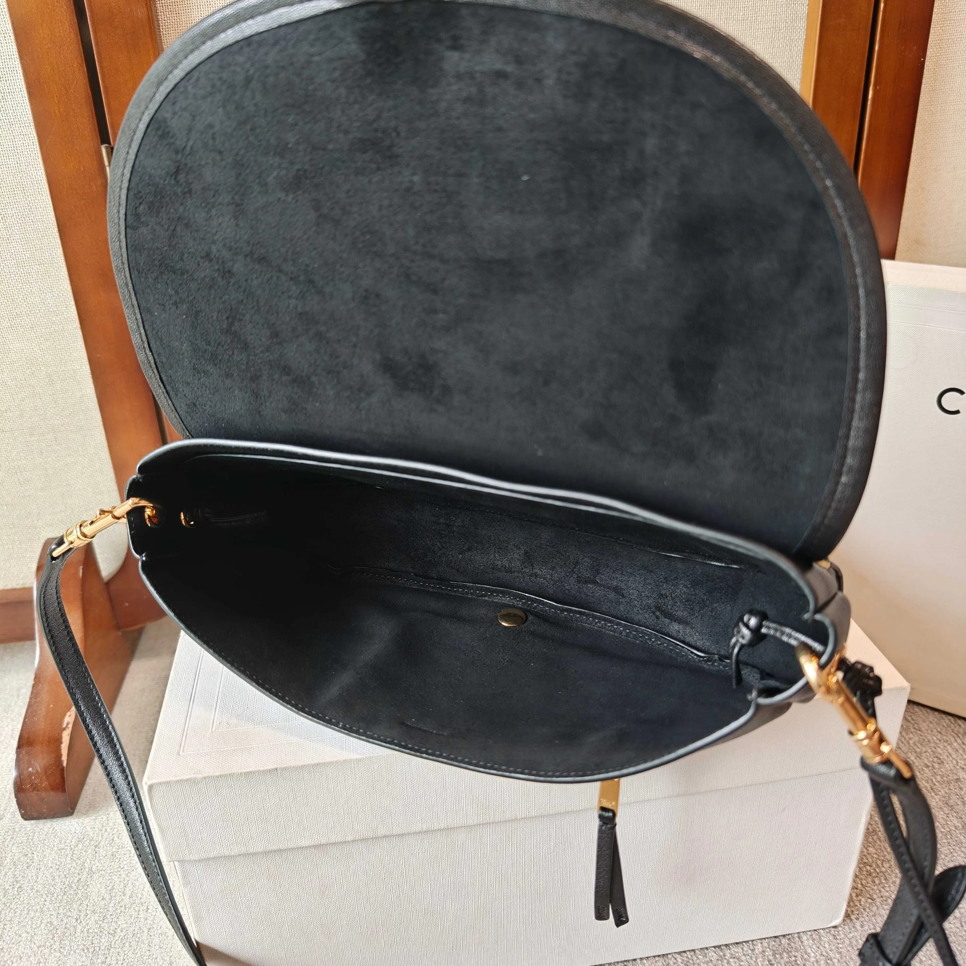 Классические Сумки Женские Celine 16869086