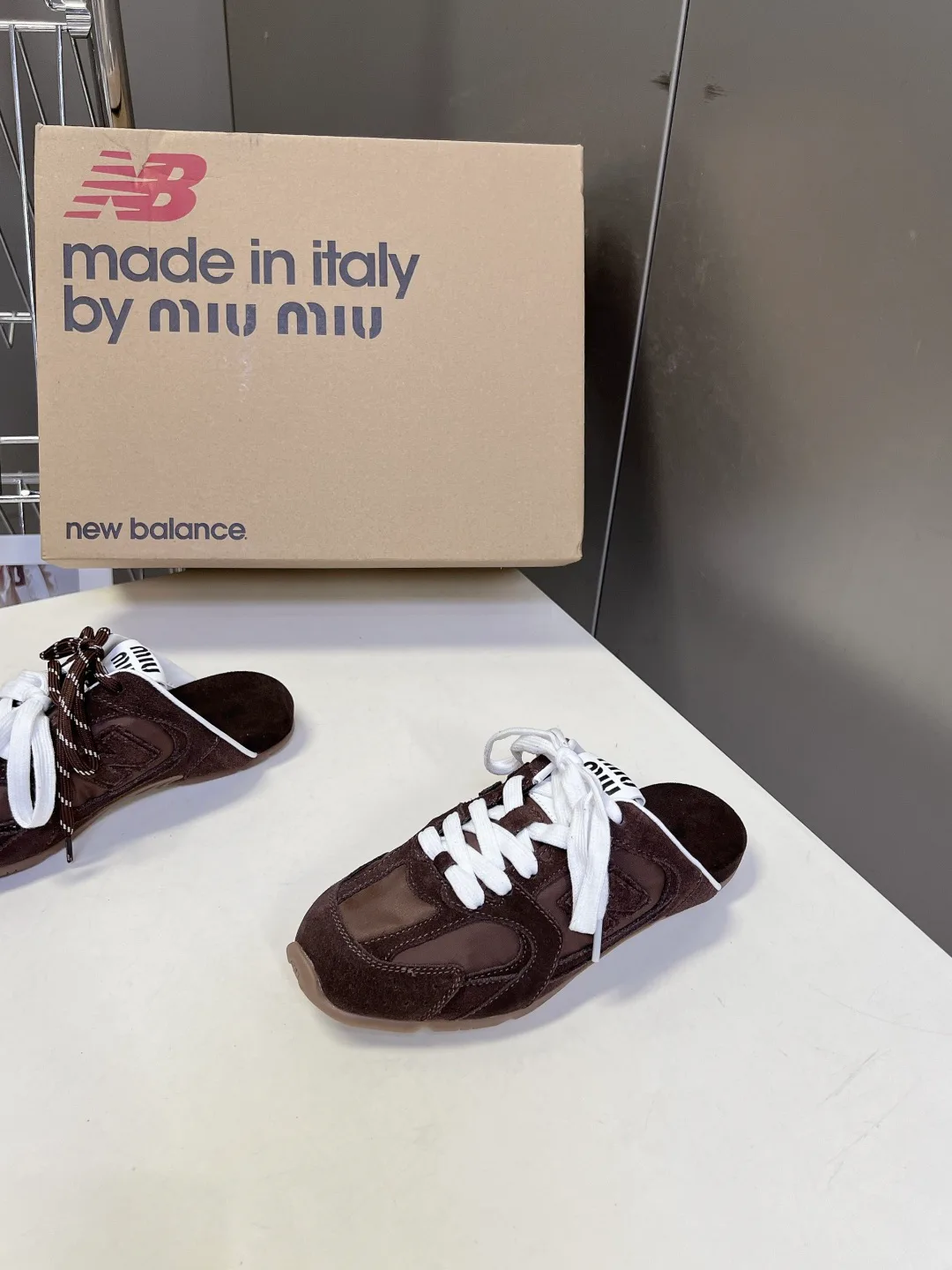 Кроссовки Женские Miu Miu 17449343