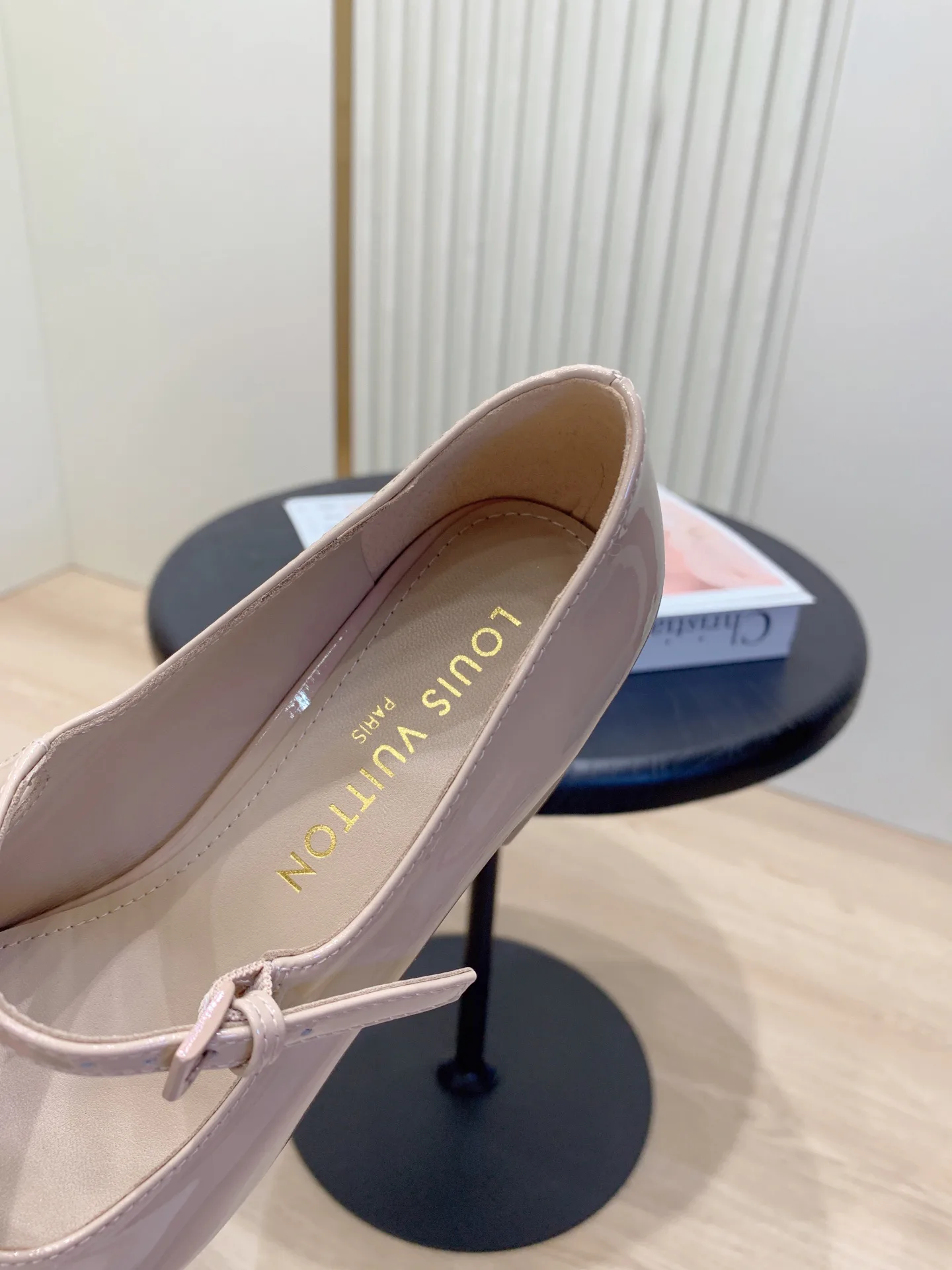 Туфли Женские Louis Vuitton 1834441