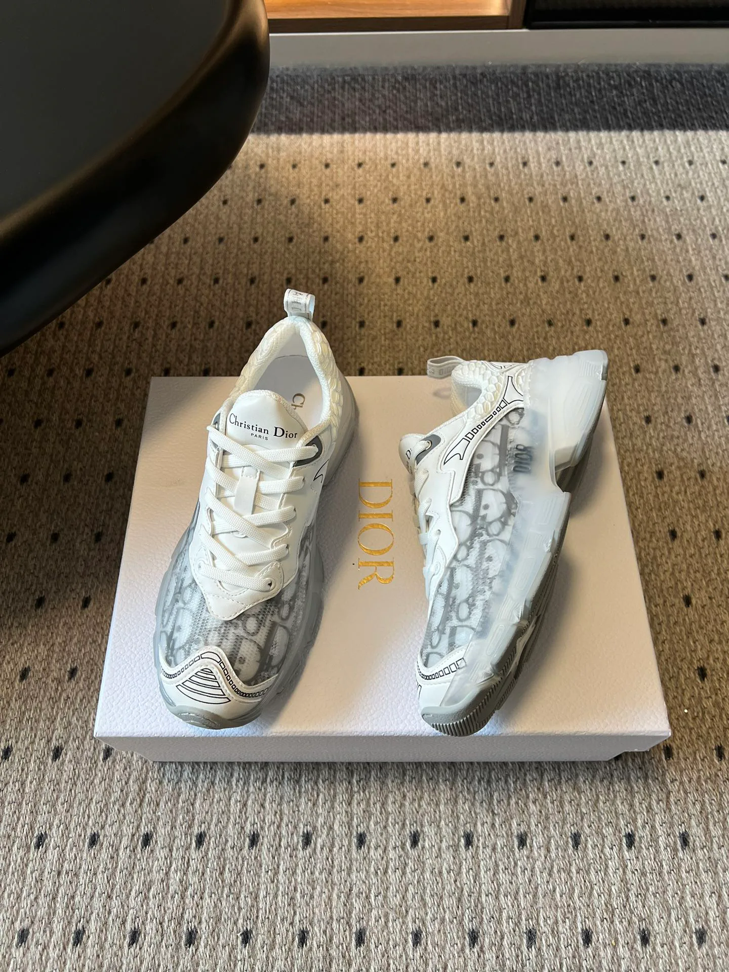 Кроссовки Женские Christian Dior 12833490