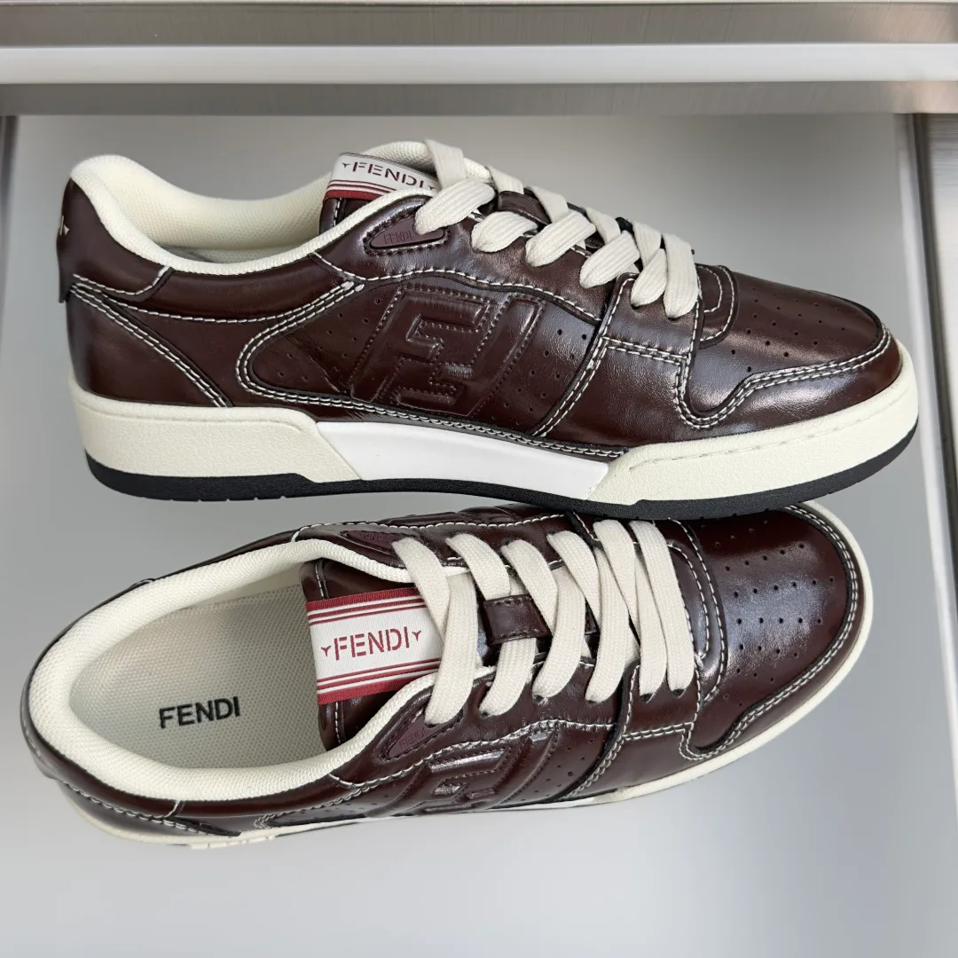 Кроссовки Женские Fendi 17729636