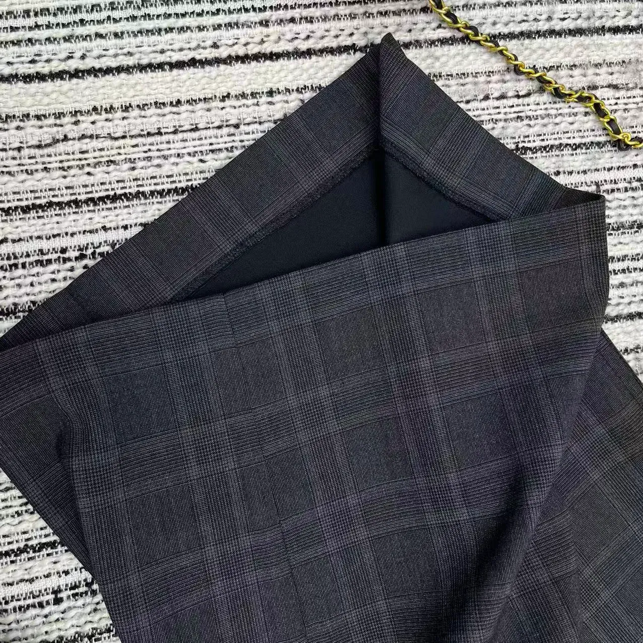 Шорты Женские Loewe 1130984