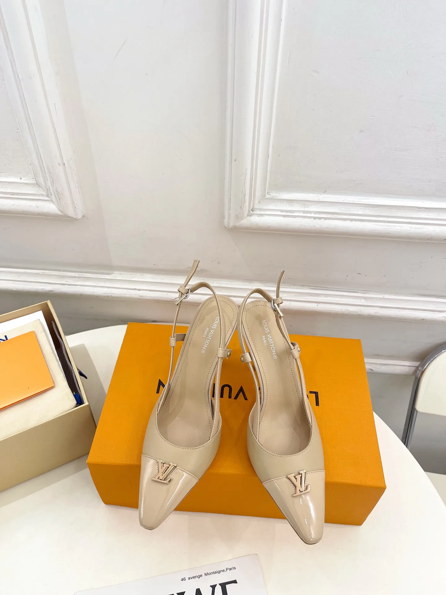 Босоножки Женские Louis Vuitton 11539554