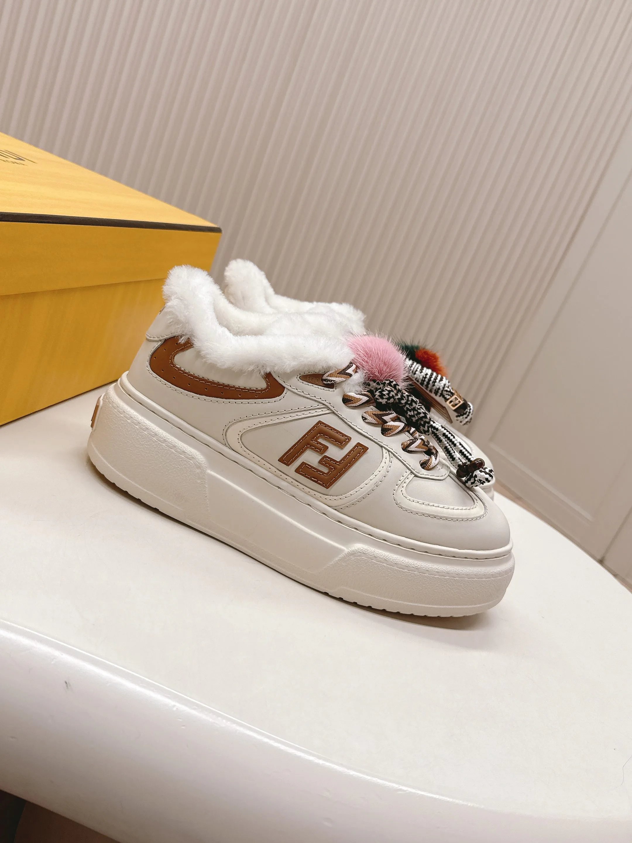 Кеды Женские Fendi 403670