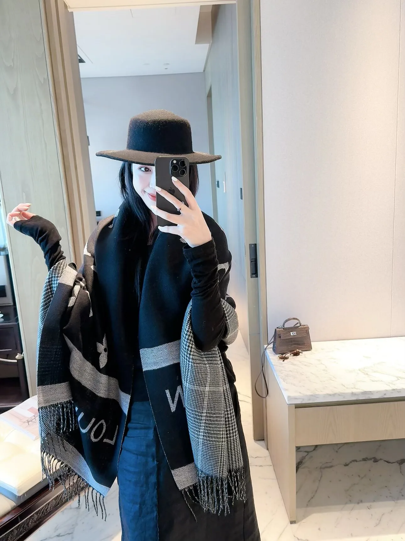 Шарфы Louis Vuitton 18002827