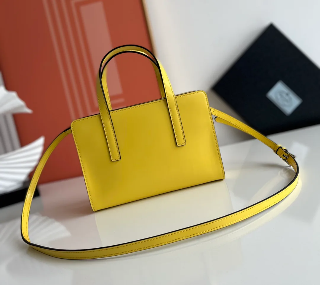 Сумки На Ремне Женские Prada 6947