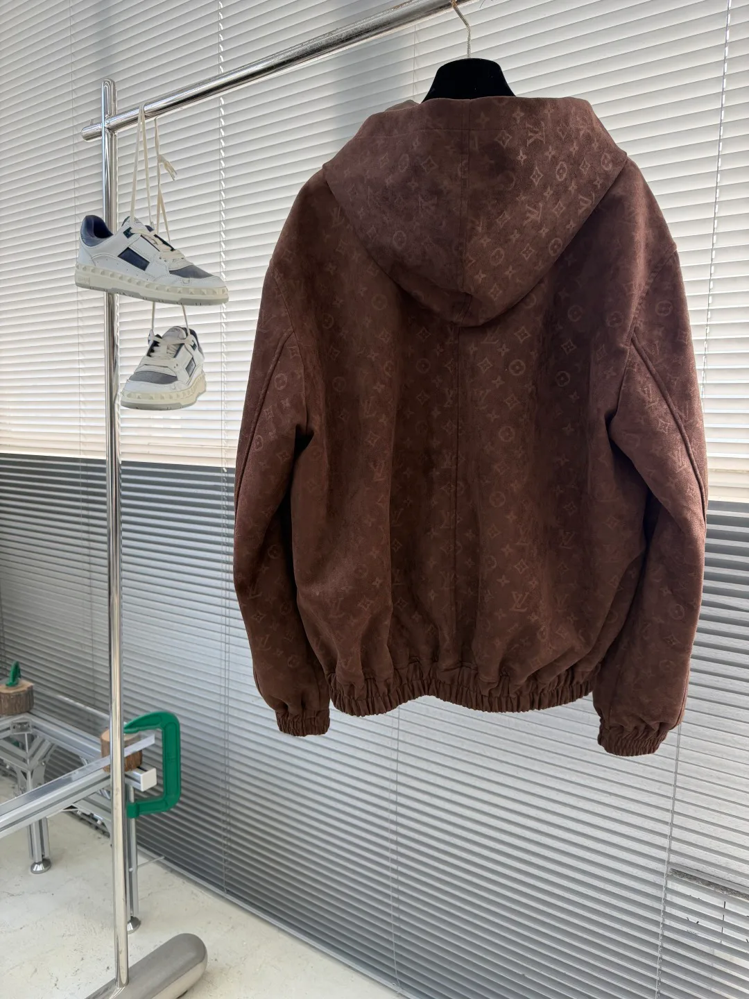 Куртки И Пуховики Мужские Louis Vuitton 1273520