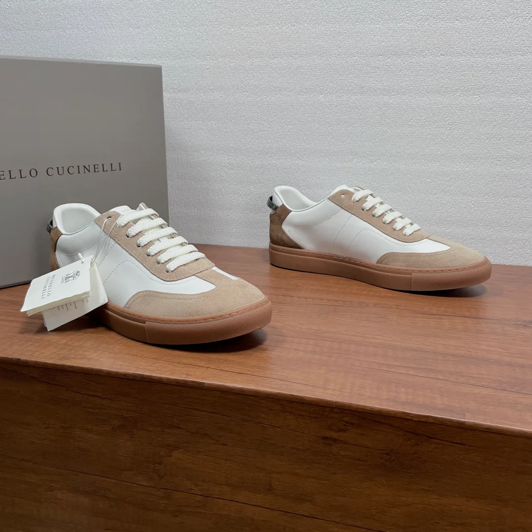 Кроссовки Женские Brunello Cucinelli 18707847