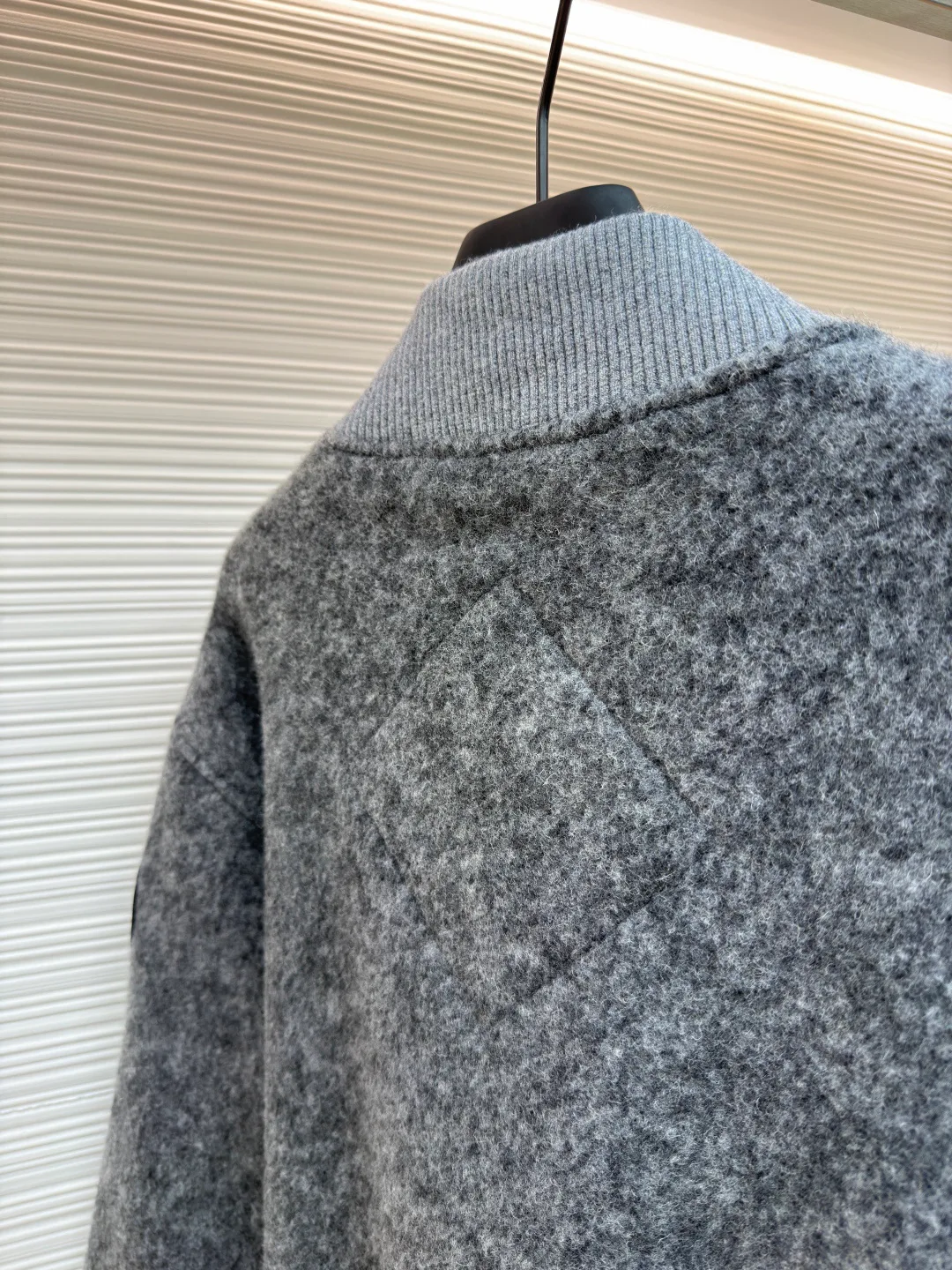 Куртки И Пуховики Мужские Canada Goose 658661