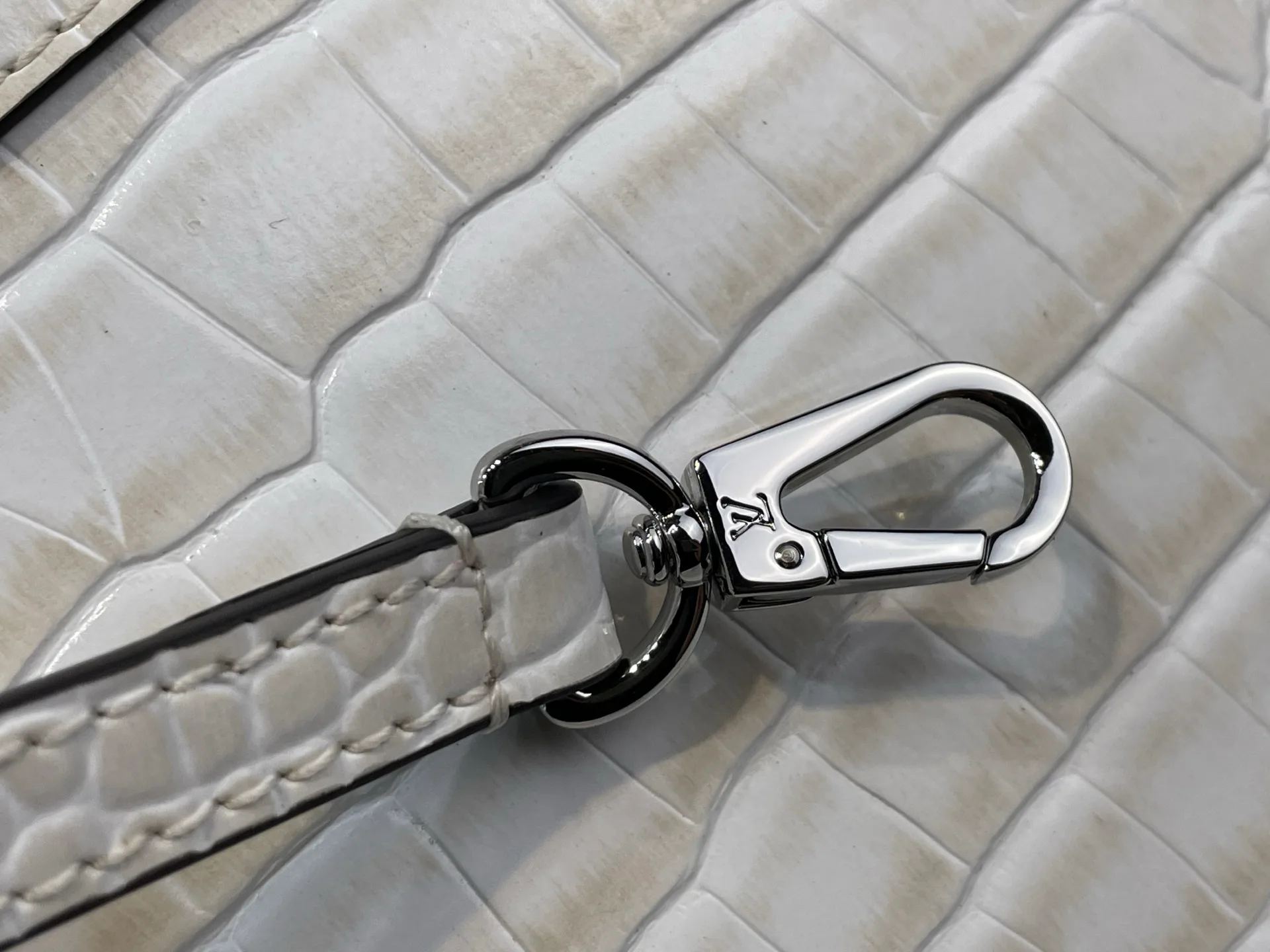 Классические Сумки Женские Louis Vuitton 10644782