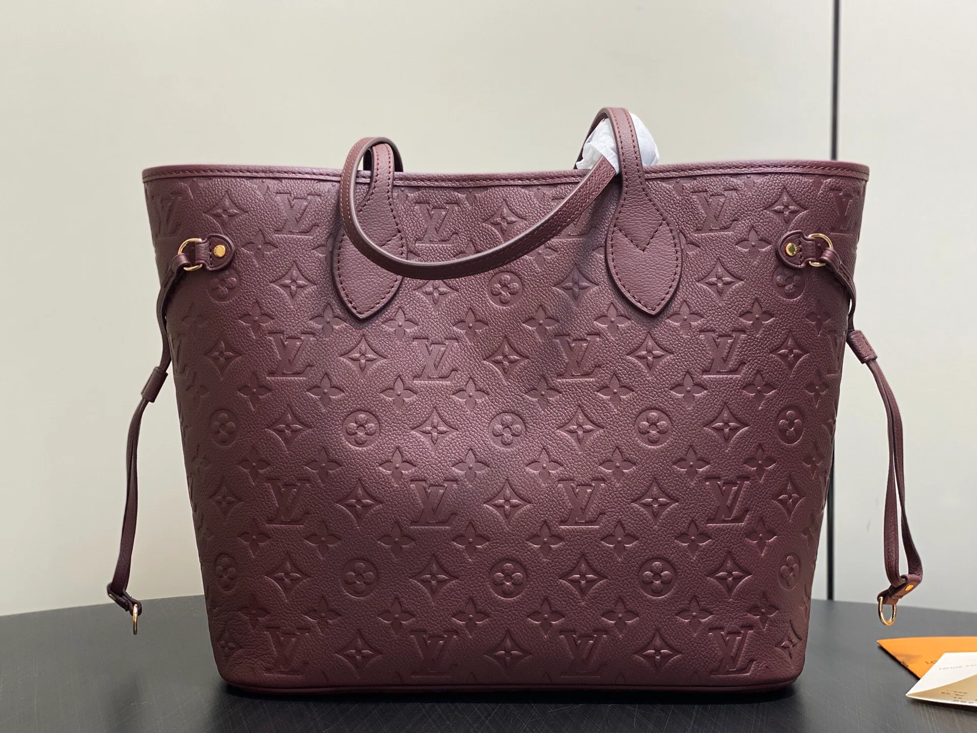 Классические Сумки Женские Louis Vuitton 18240299