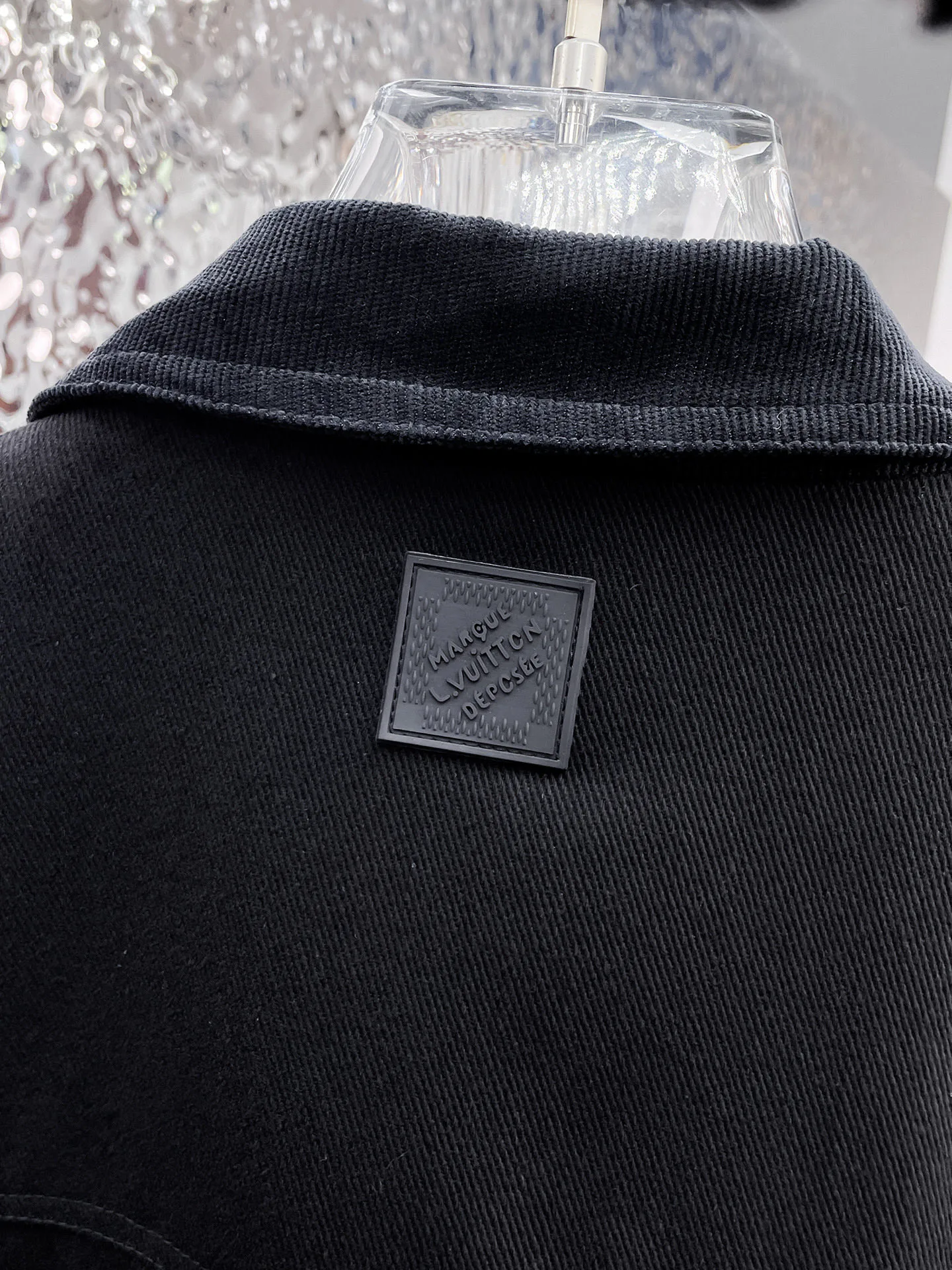 Куртки И Пуховики Мужские Louis Vuitton 9352296