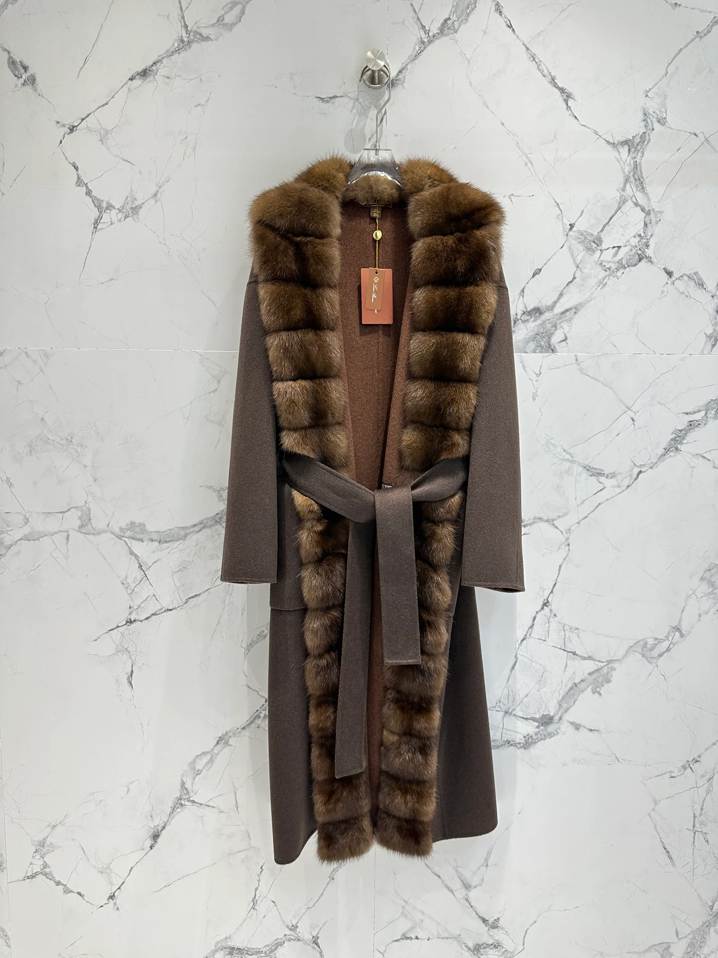 Пальто Женские Loro Piana 18082820