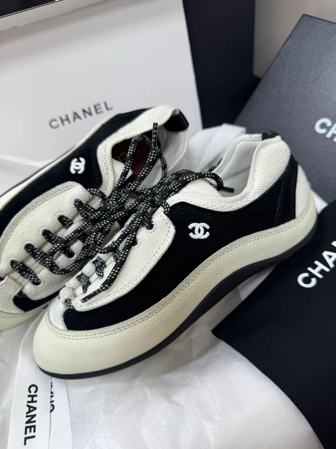 Кроссовки Женские Chanel 17358825