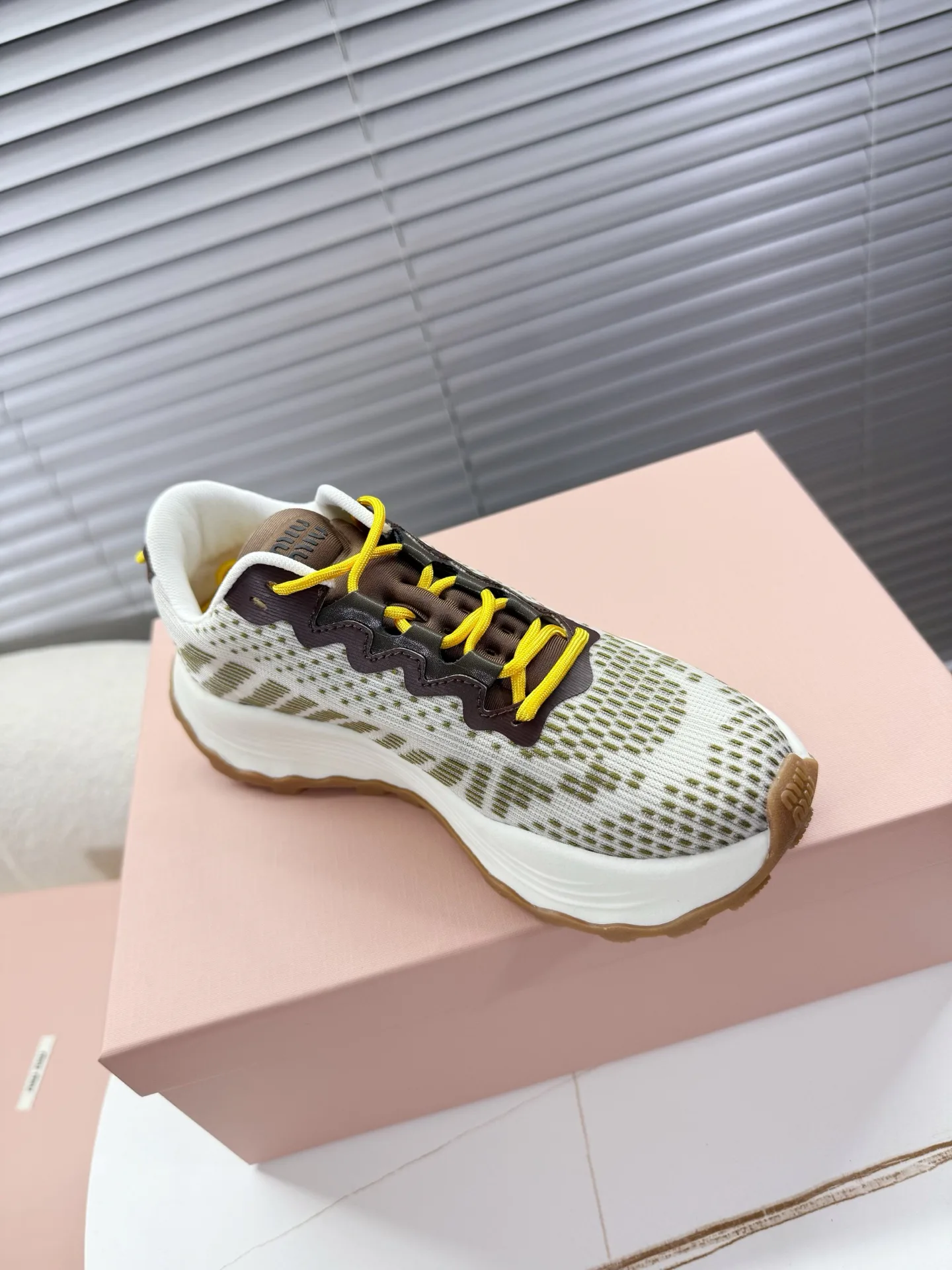 Кроссовки Женские Miu Miu 4086907