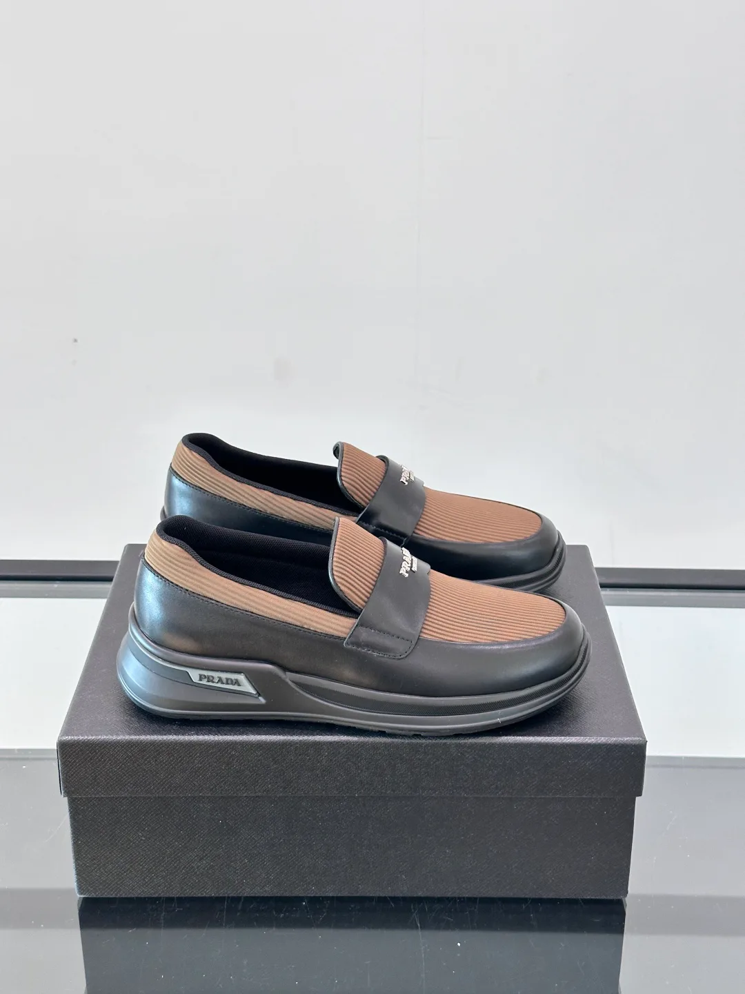 Лоферы И Туфли Мужские Prada 48044