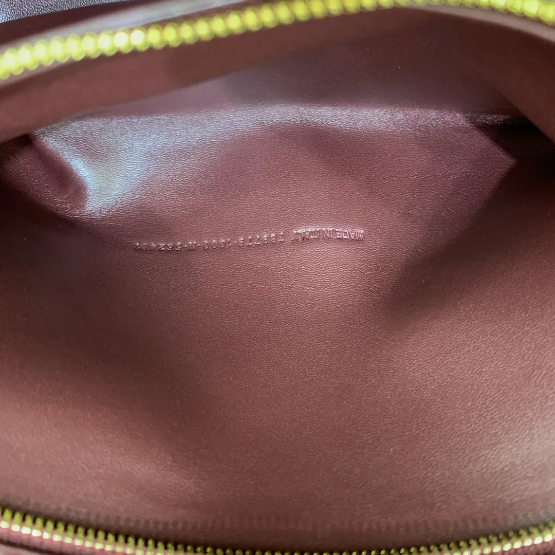 Классические Сумки Женские Balenciaga 692437