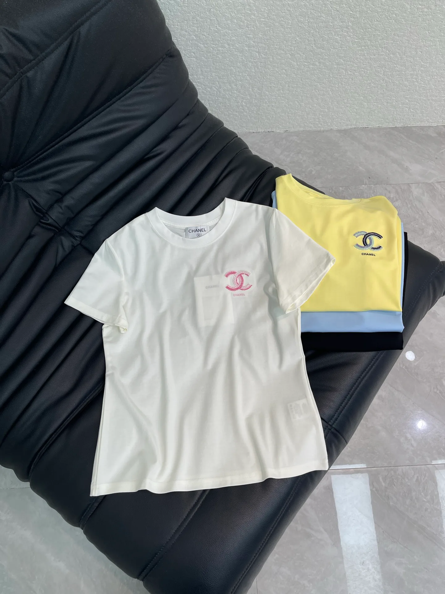 Футболки Женские Chanel 11569366