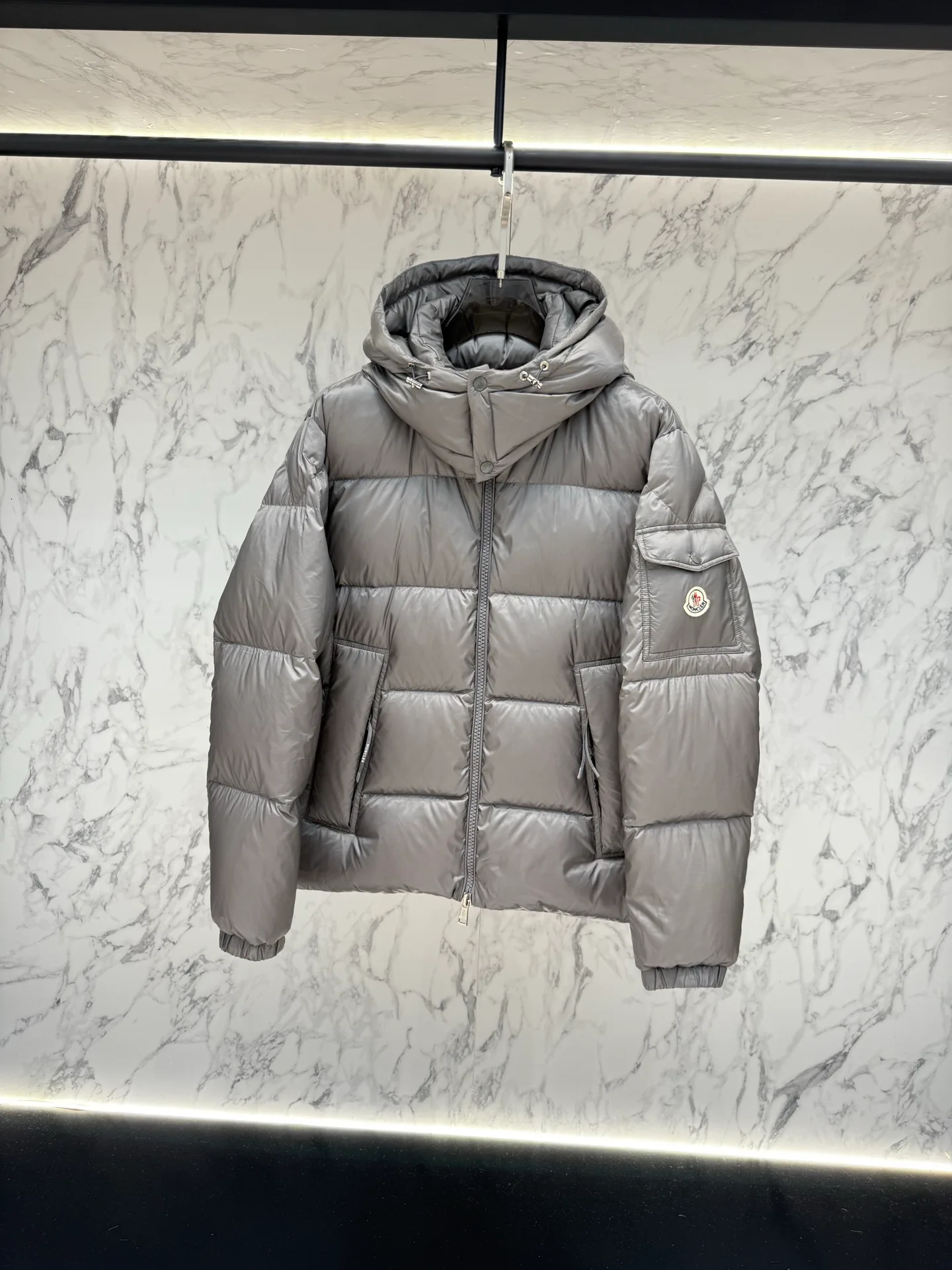 Куртки И Пуховики Мужские Moncler 18214545