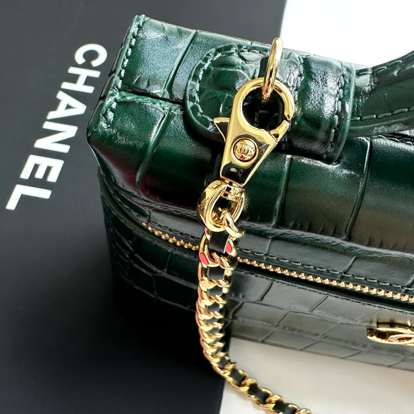 Классические Сумки Женские Chanel 17498623