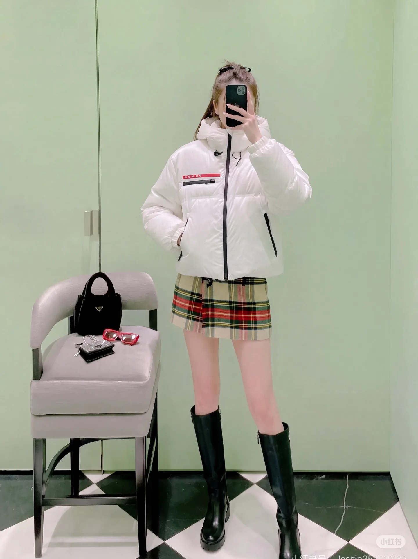 Куртки И Пуховики Женские Prada 18877801