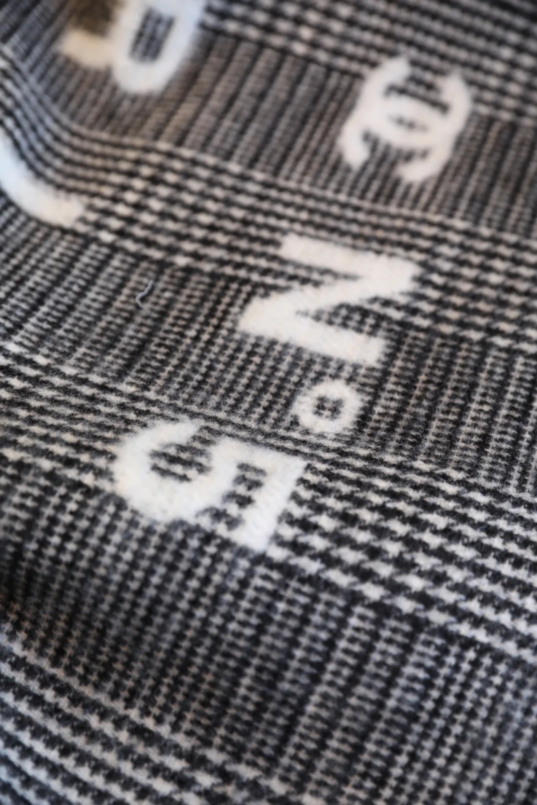 Шарфы Chanel 5396935