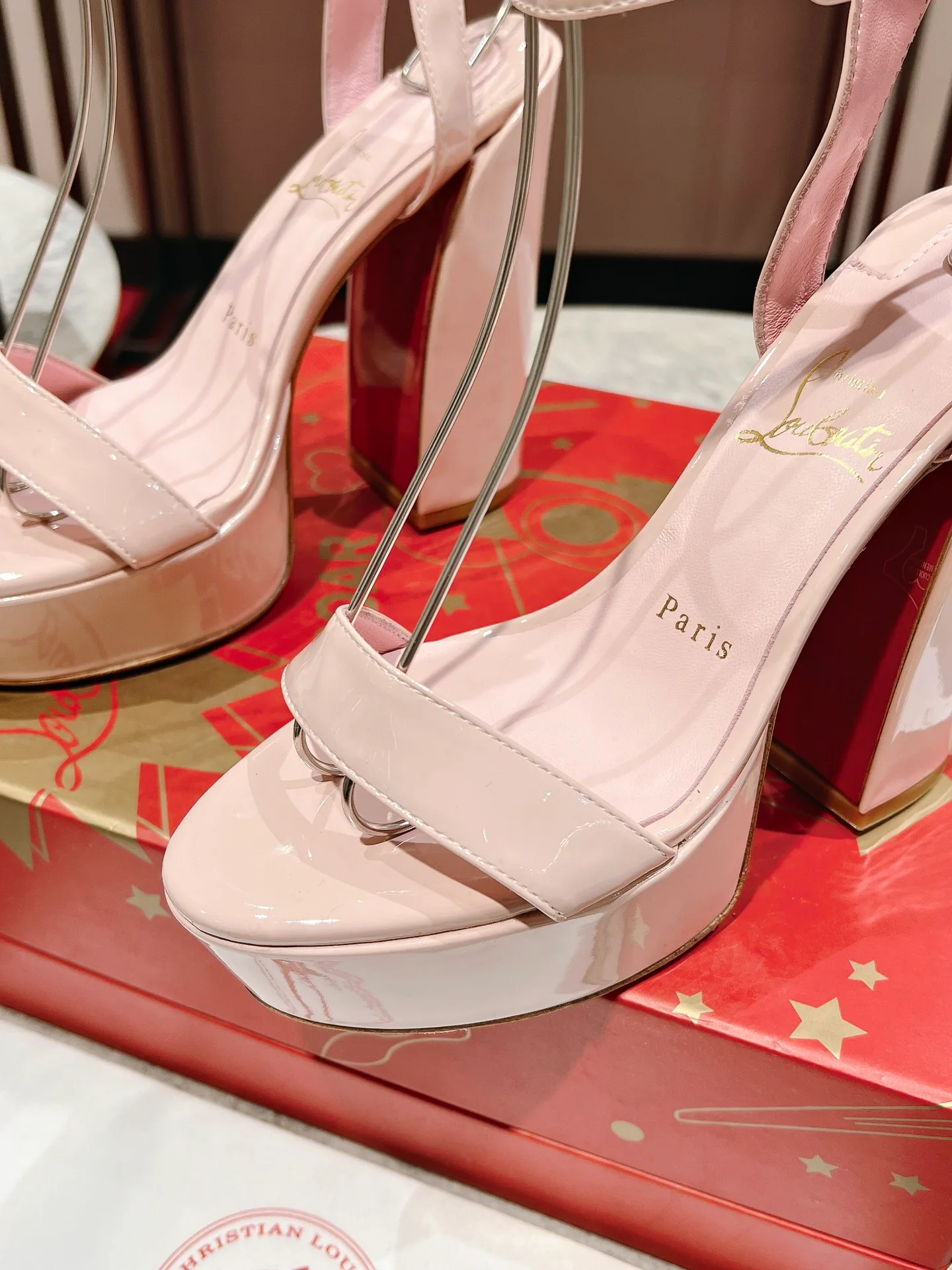 Босоножки Женские Christian Louboutin 72941