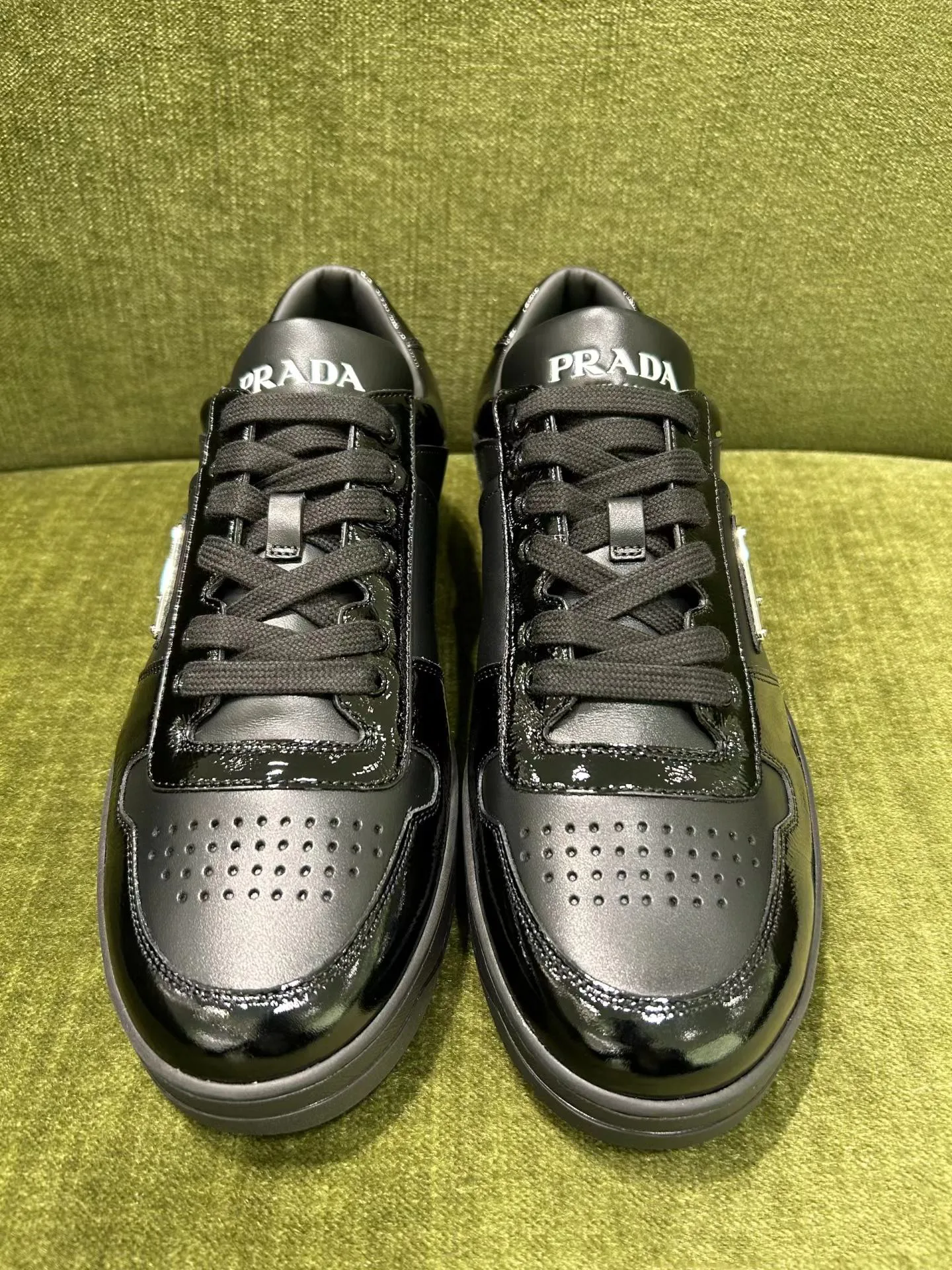 Кроссовки Мужские Prada 2492388