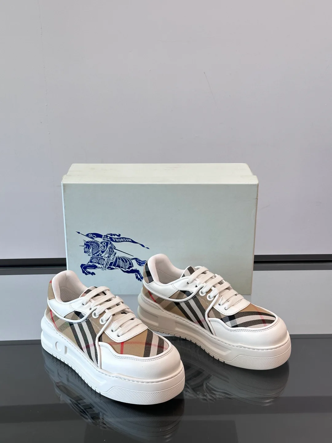 Кроссовки Мужские Burberry 12932266