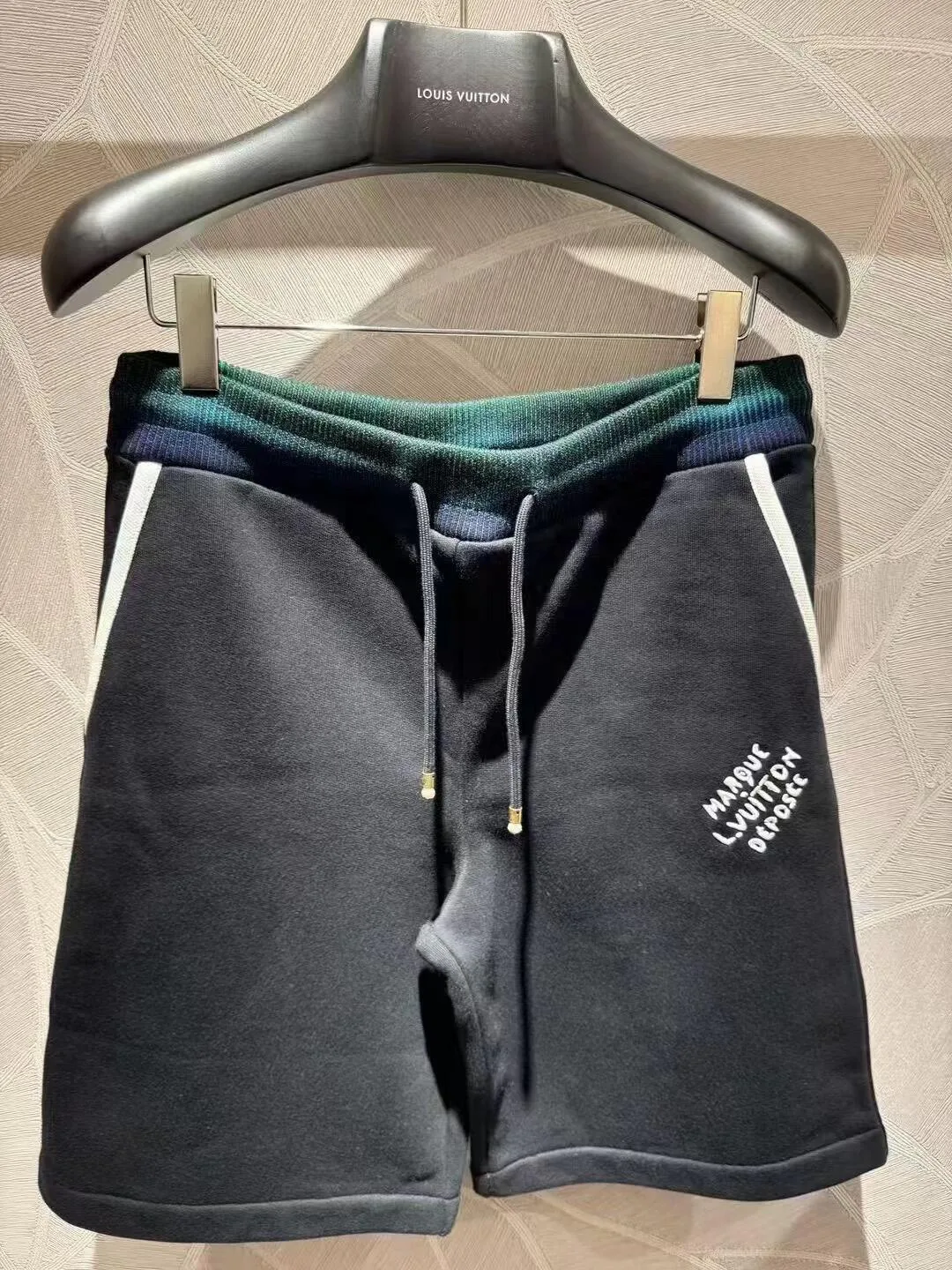 Шорты Мужские Louis Vuitton 10895715
