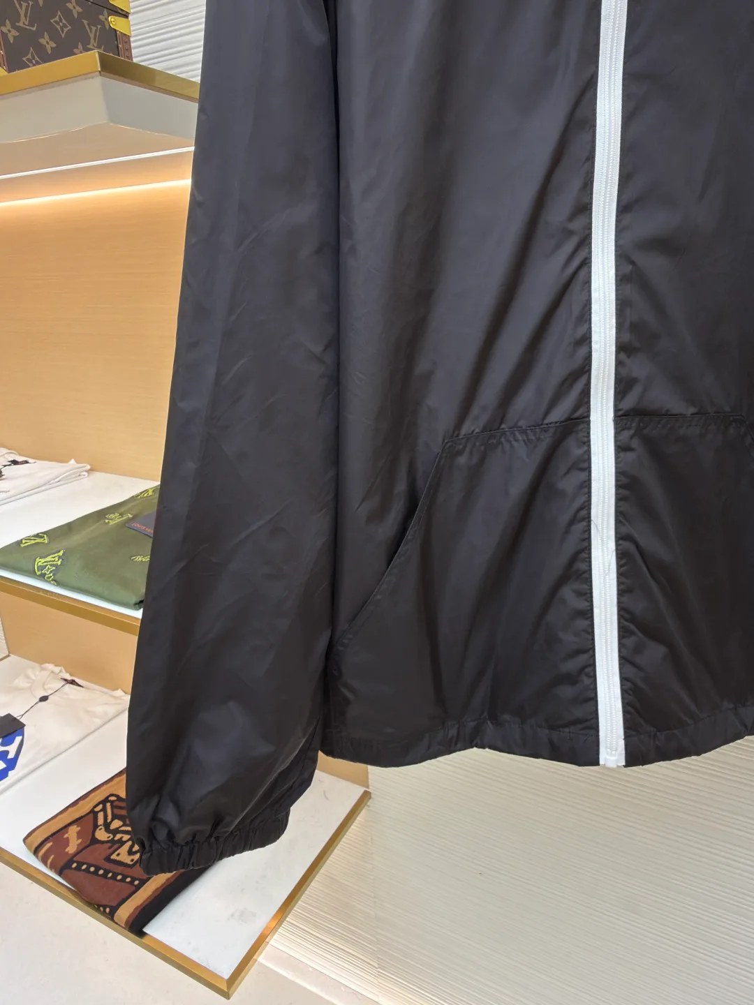 Куртки Женские Prada 118649