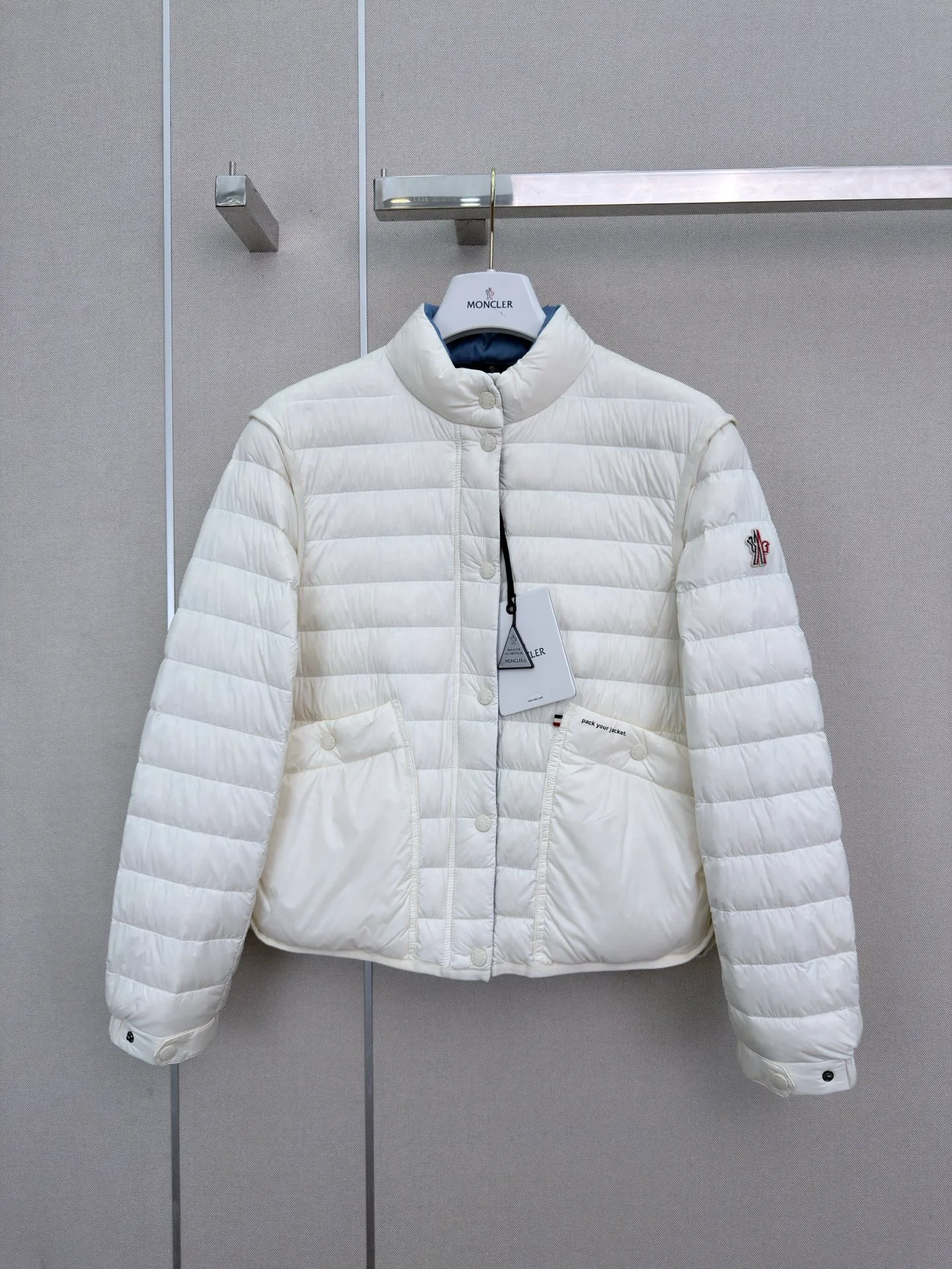 Куртки И Пуховики Женские Moncler 17919453
