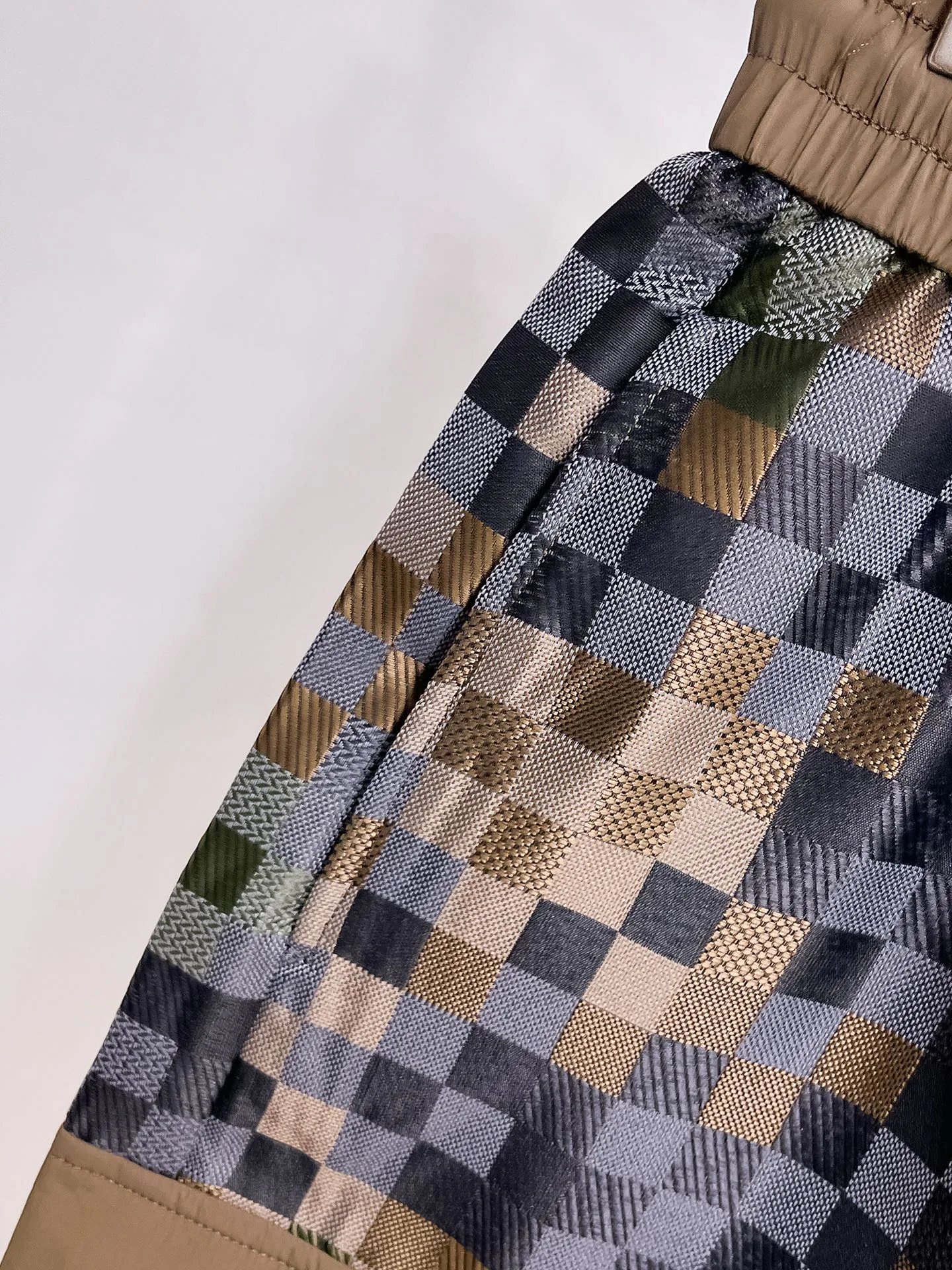 Шорты Мужские Louis Vuitton 13417572